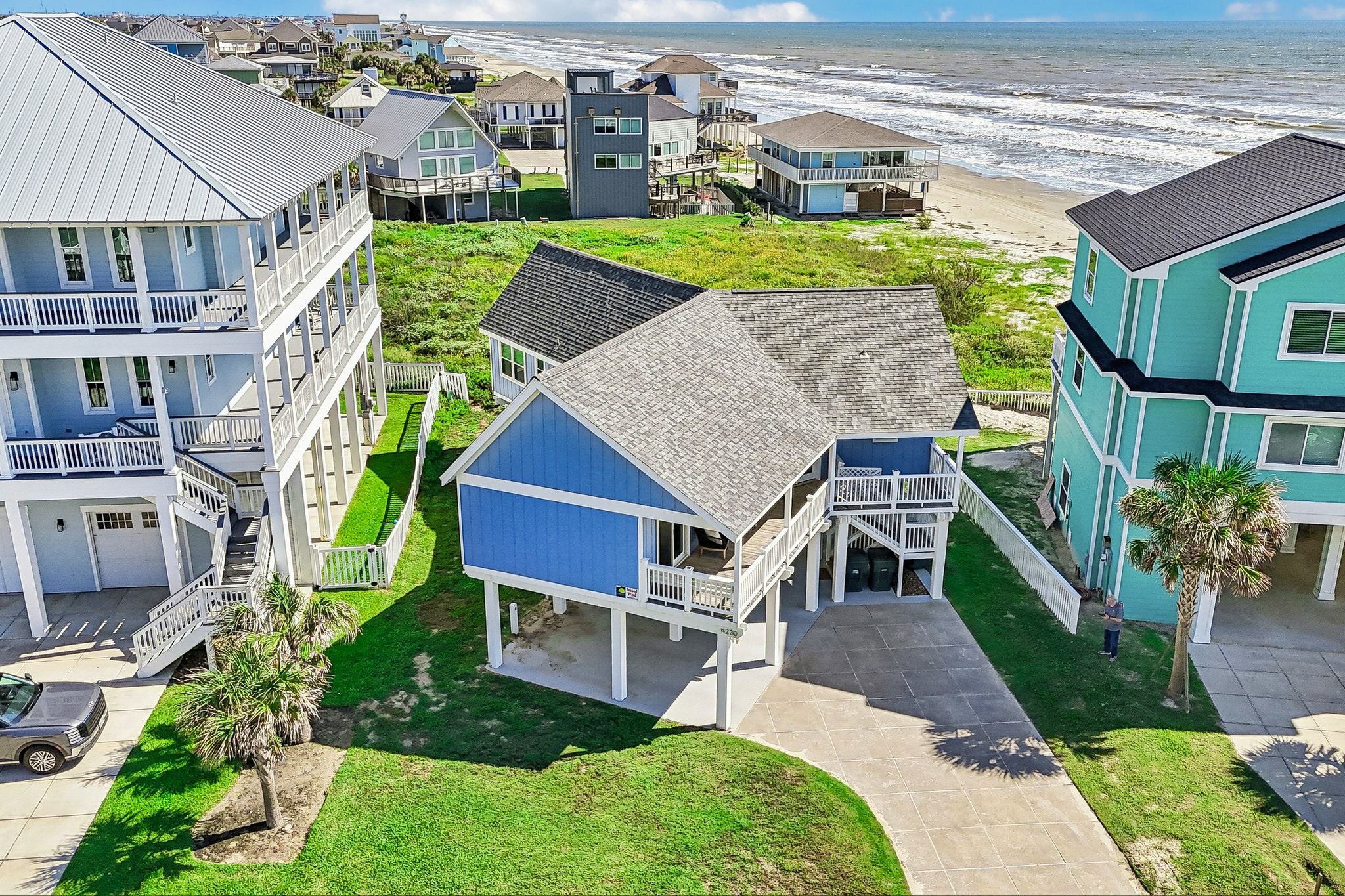 4230 Pirates Drive, Galveston, TX 77554