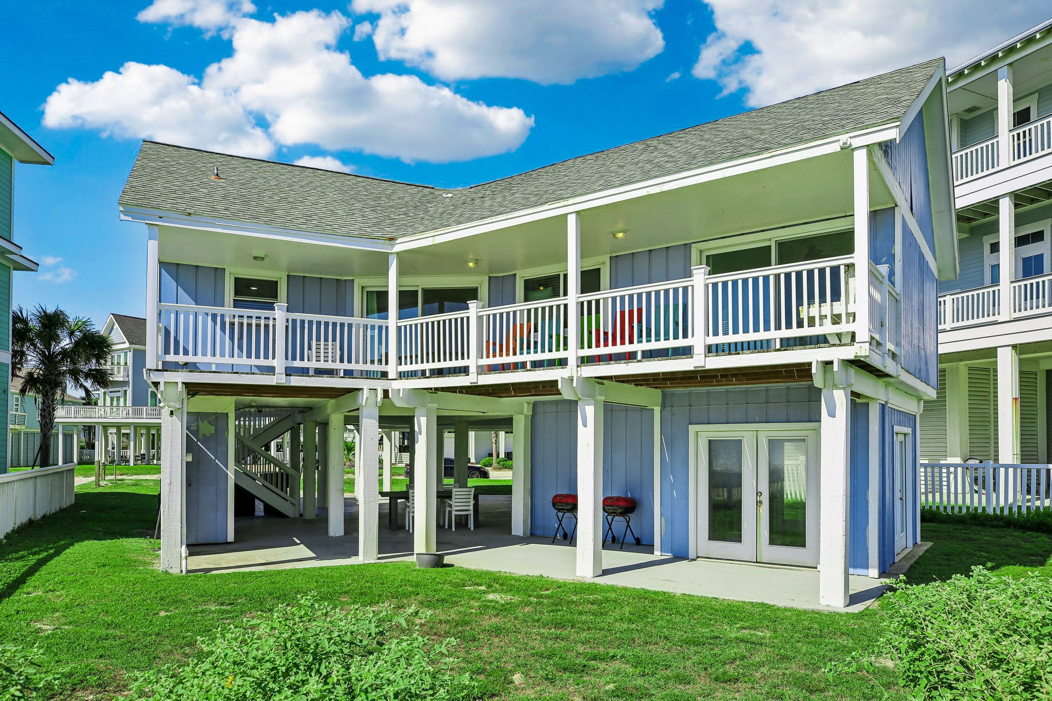 4230 Pirates Drive, Galveston, TX 77554