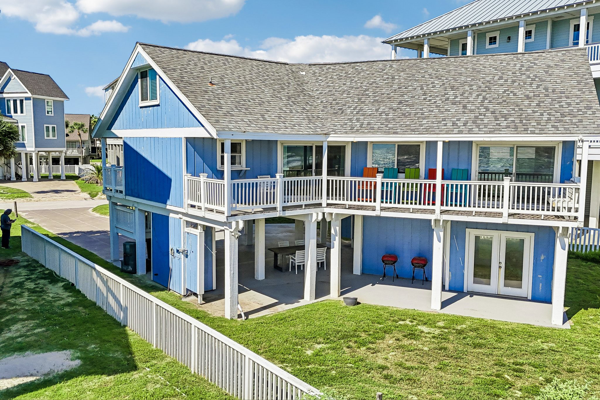 4230 Pirates Drive, Galveston, TX 77554