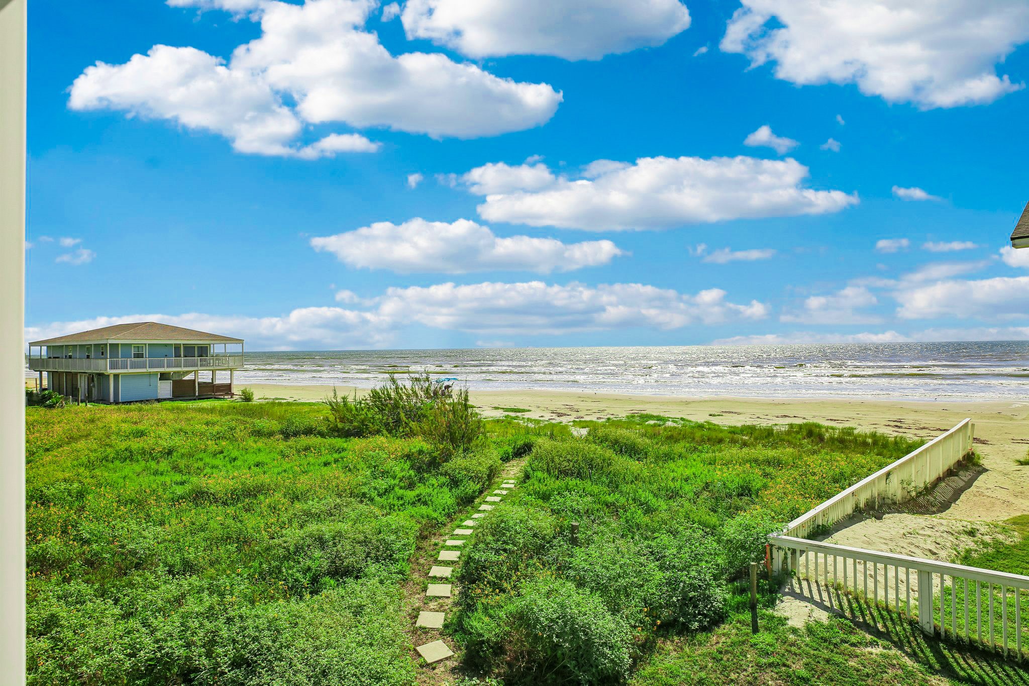 4230 Pirates Drive, Galveston, TX 77554