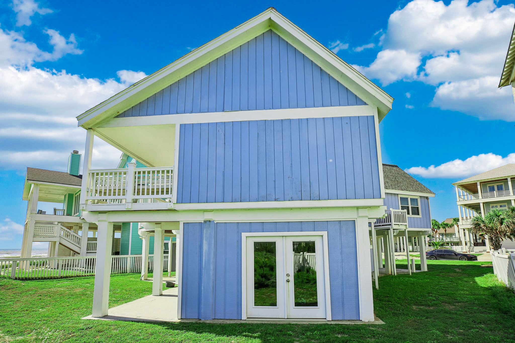 4230 Pirates Drive, Galveston, TX 77554