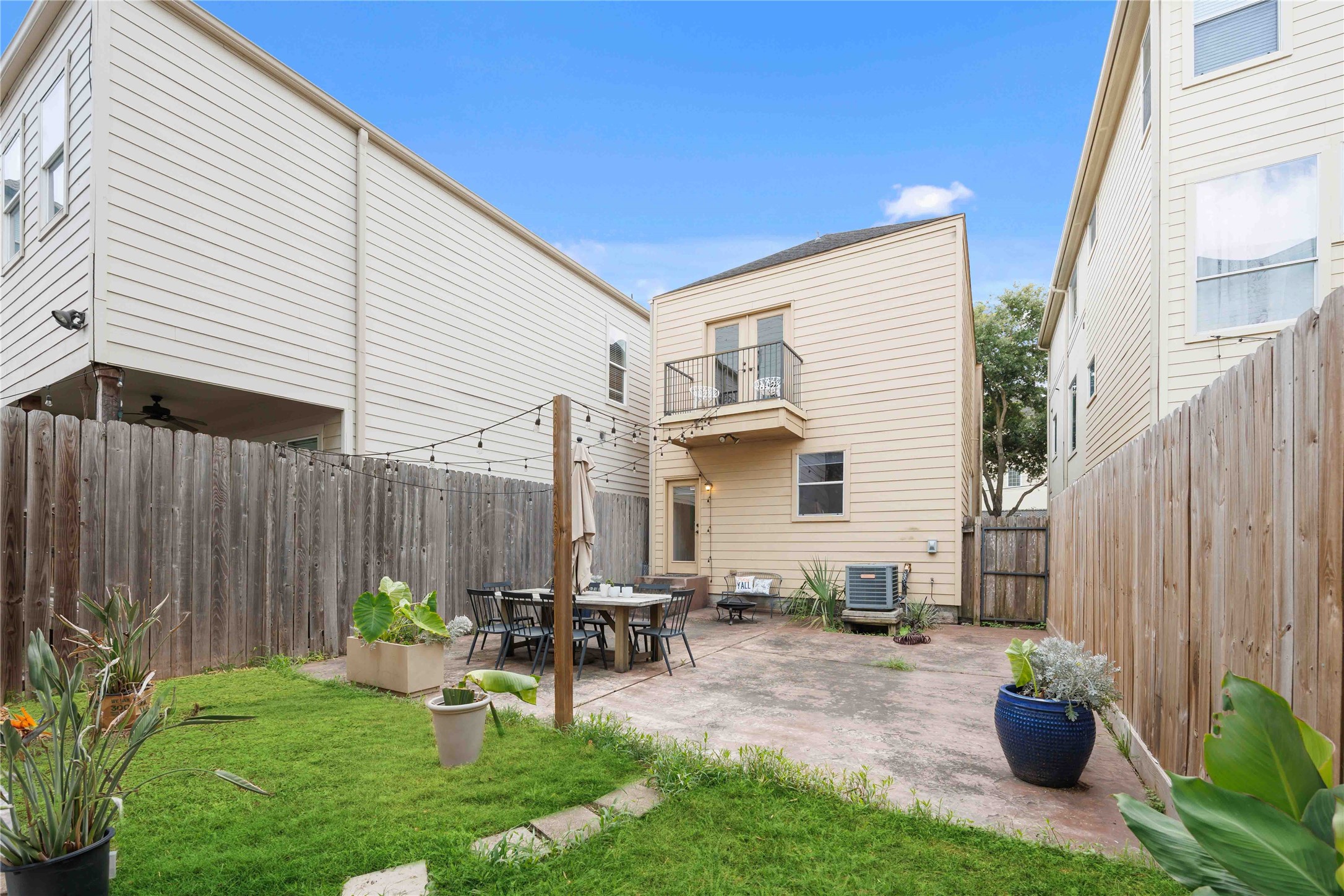 5524 Petty Street, Houston, TX 77007