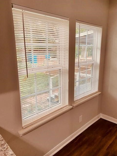 942 Oakstone Street, Houston, TX 77015 942 Oakstone Street, Houston, TX 77015
