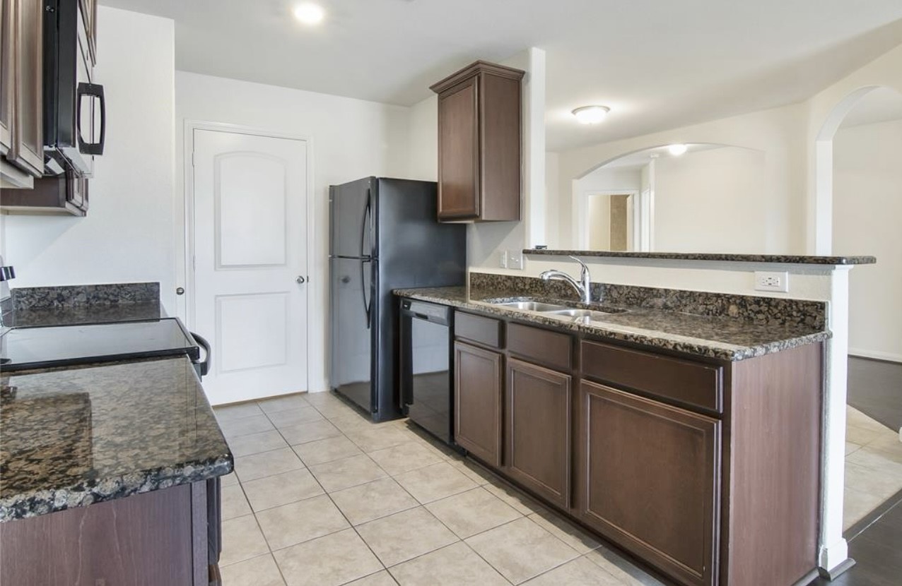 22622 Cloverland Field Drive, Hockley, TX 77447