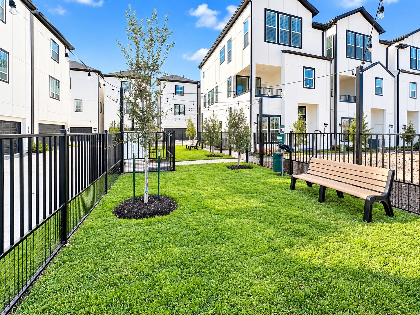 2716 Grand Fountains Drive, #H, Houston, TX 77054