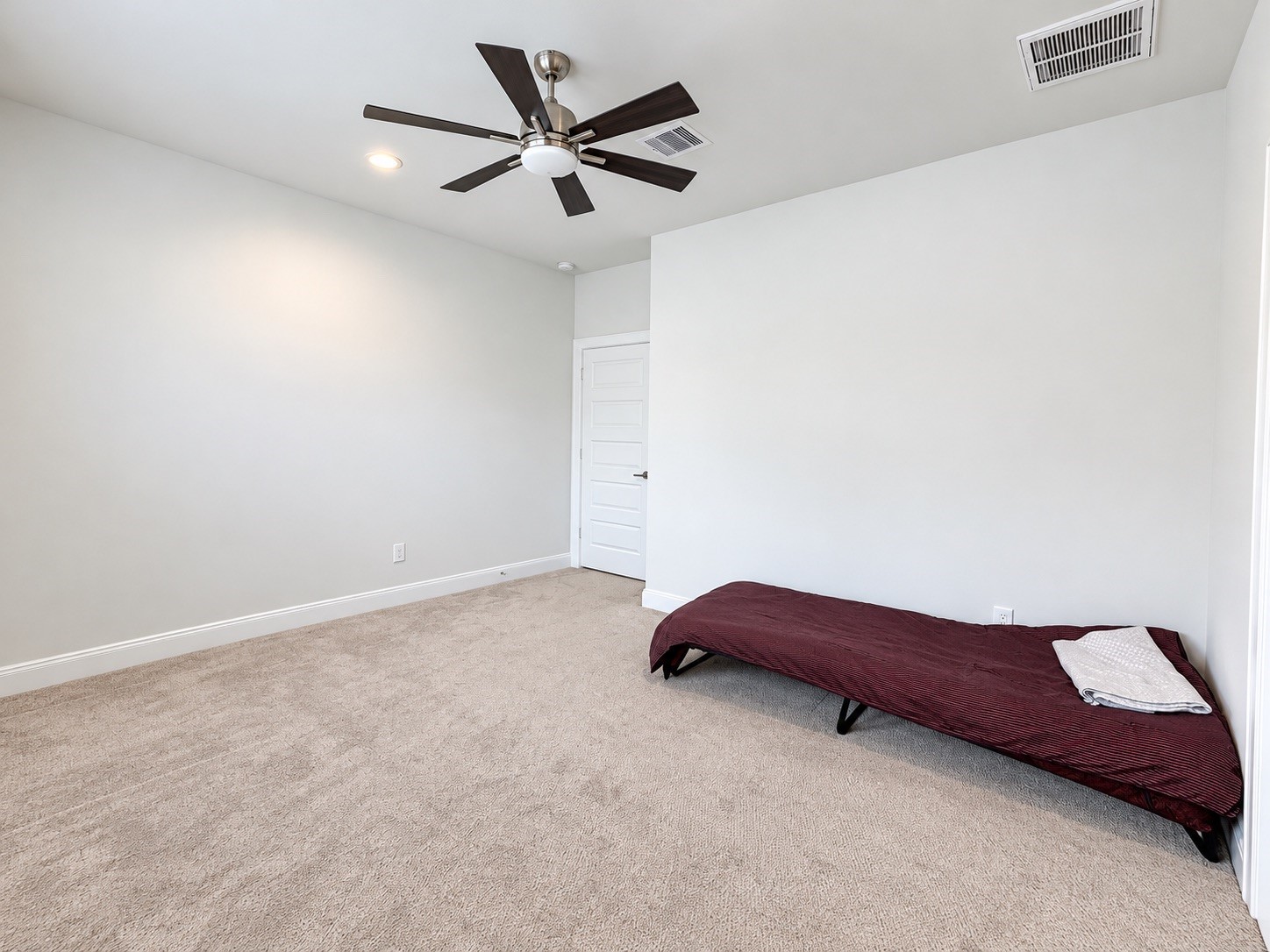 2716 Grand Fountains Drive, #H, Houston, TX 77054