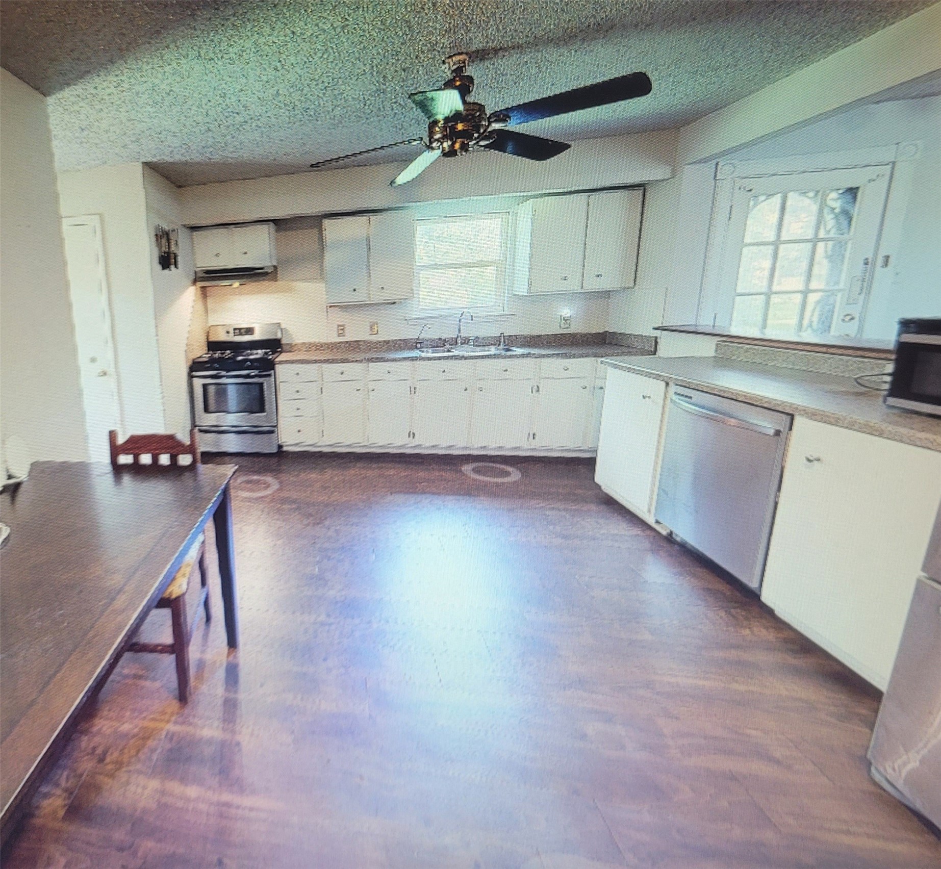 6100 Avenue U Street, Santa Fe, TX 77517