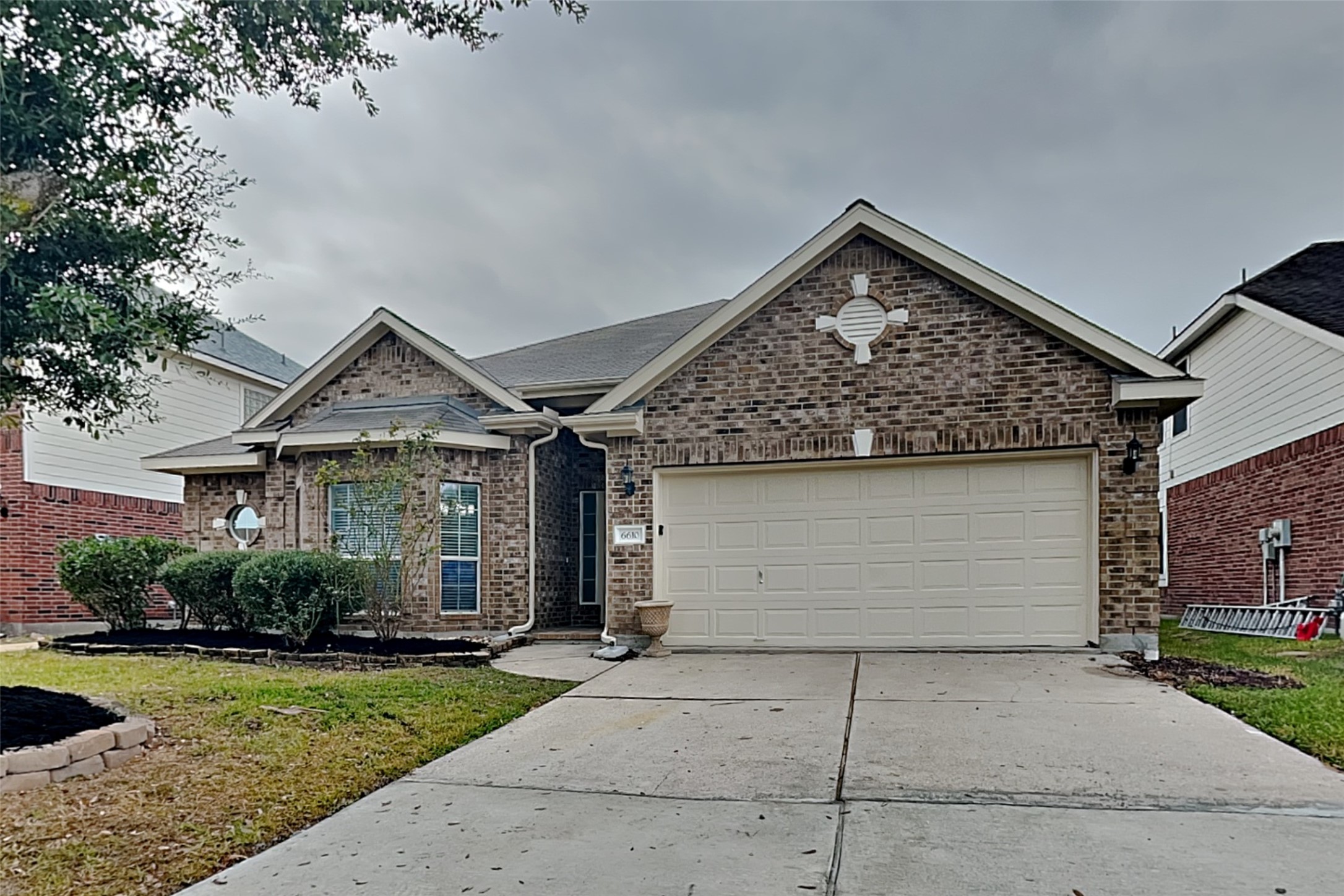 6610 Atasca Creek Drive, Humble, TX 77346 6610 Atasca Creek Drive, Humble, TX 77346
