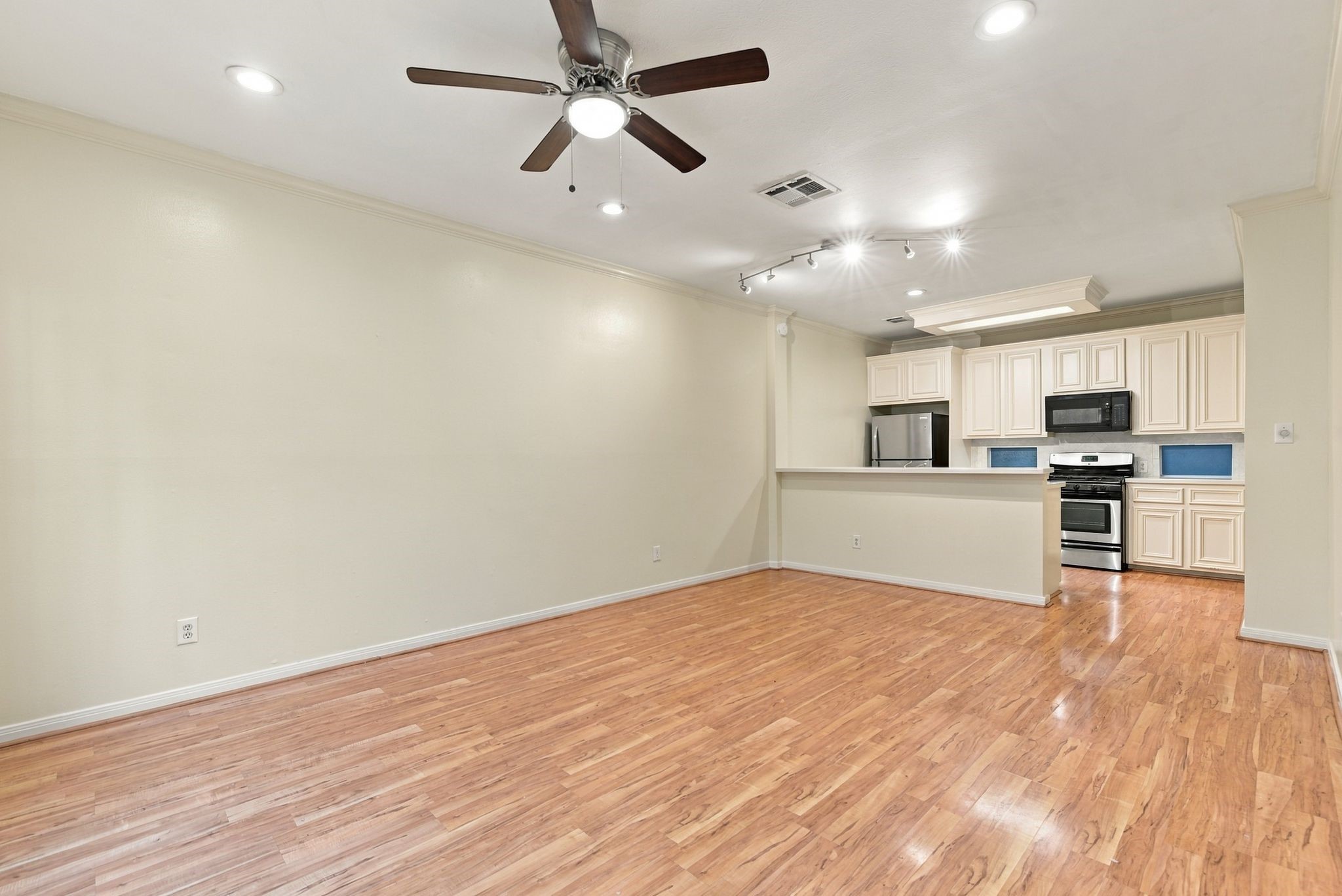 1512 Rosalie Street, Houston, TX 77004 1512 Rosalie Street, Houston, TX 77004