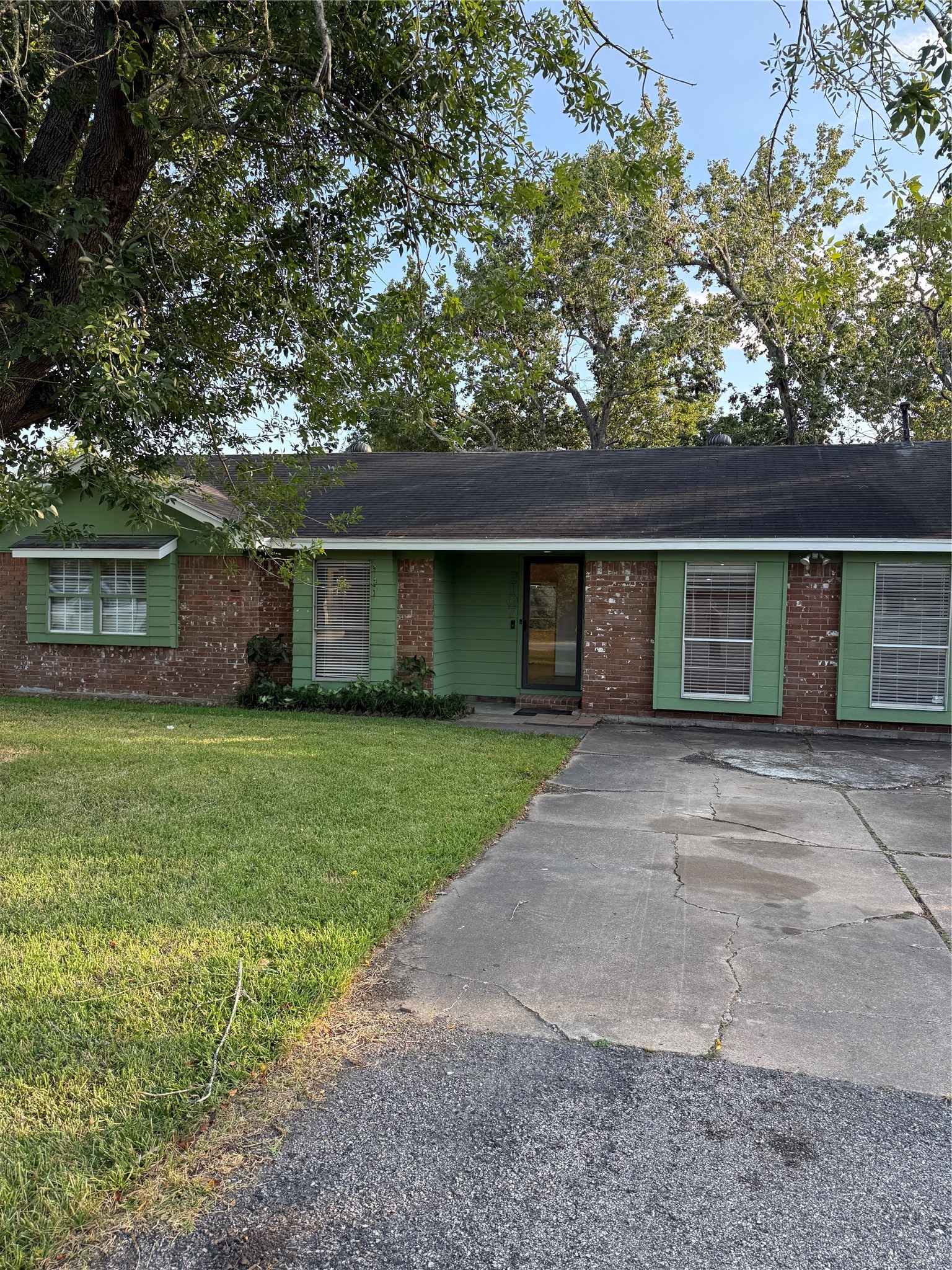 2107 Shasta Street, League City, TX 77565