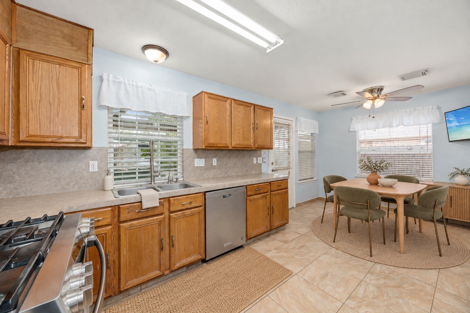 16123 Mossy Grove, Humble, TX 77346