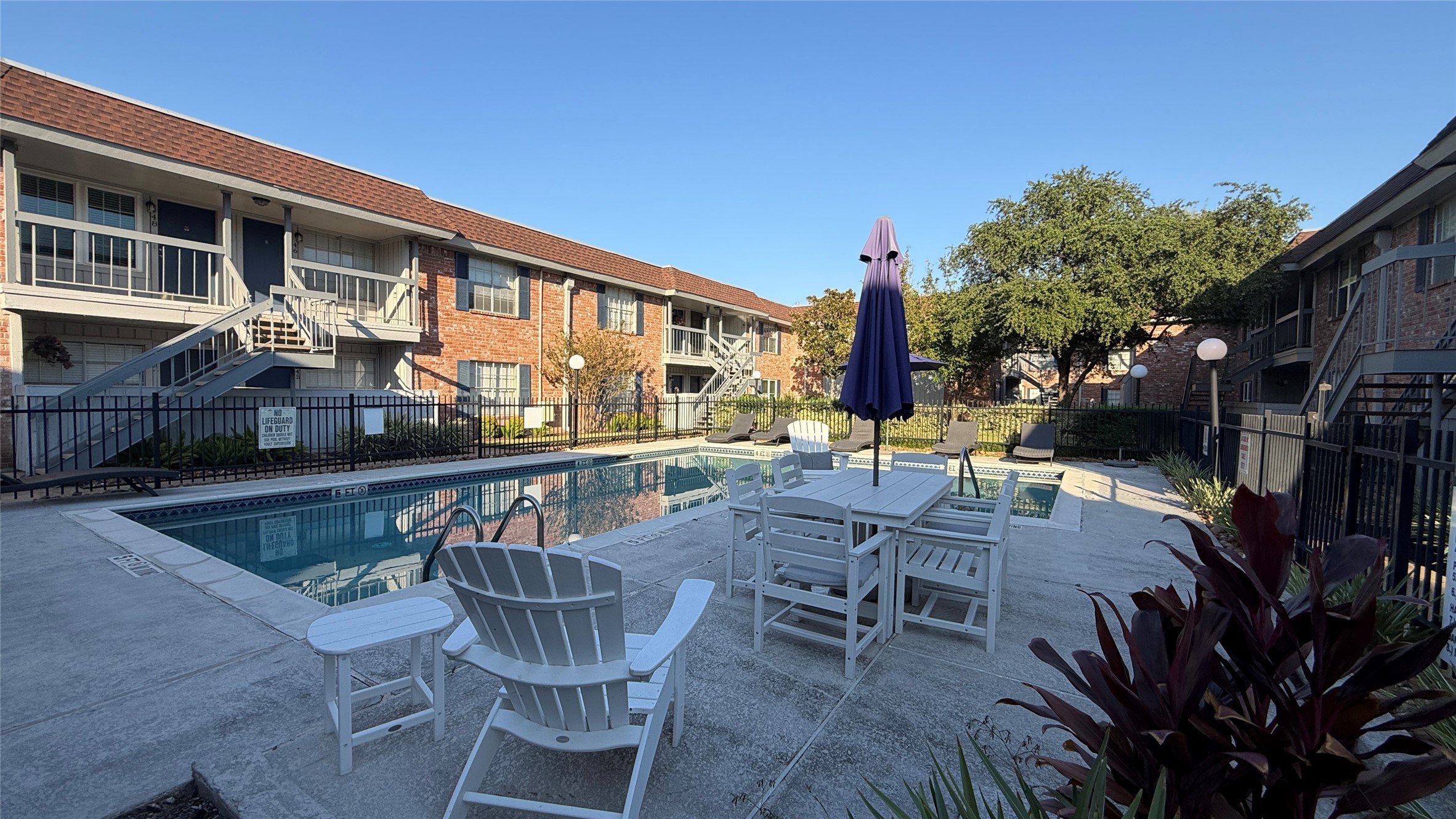 The community swimming pool has a very nice gathering area.