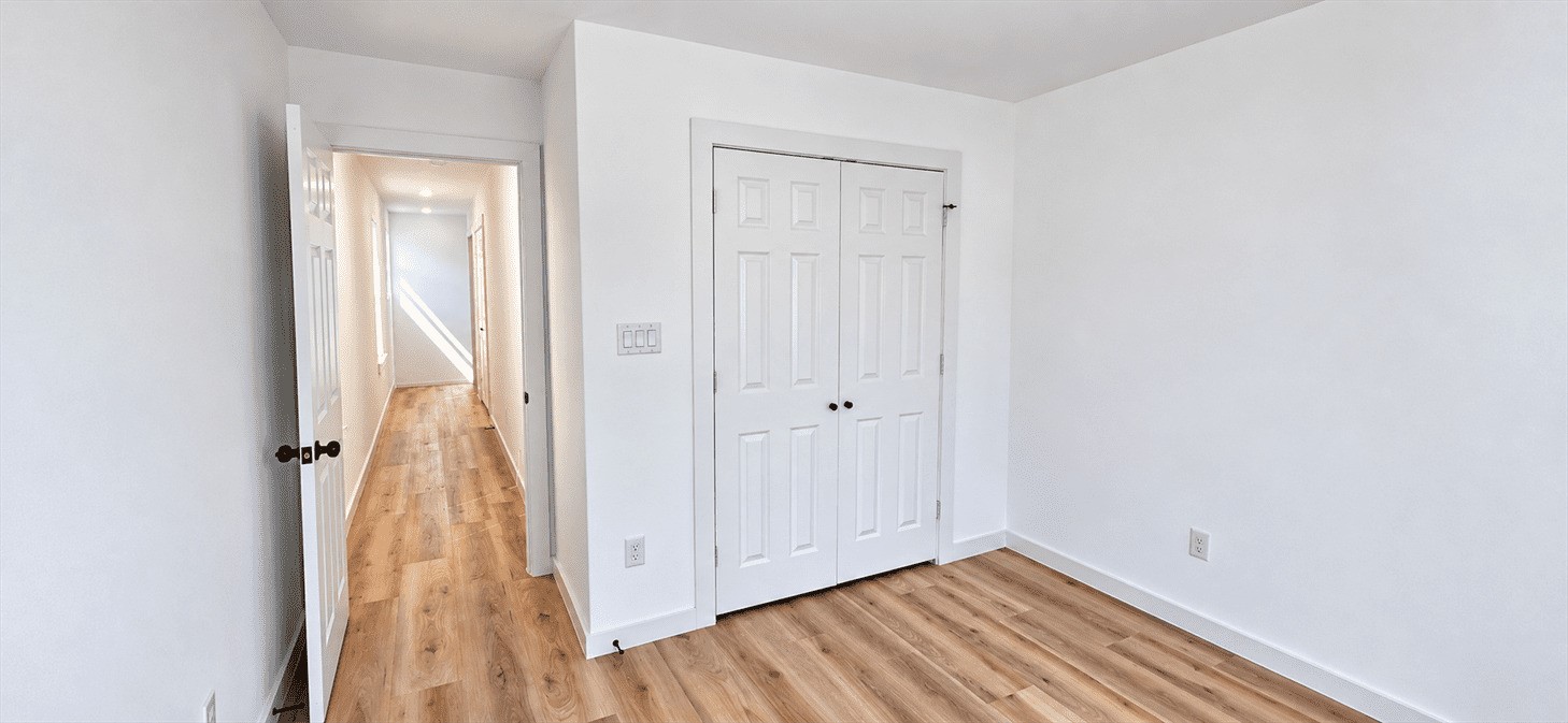 1052 NORTH LN A, Houston, TX 77088
