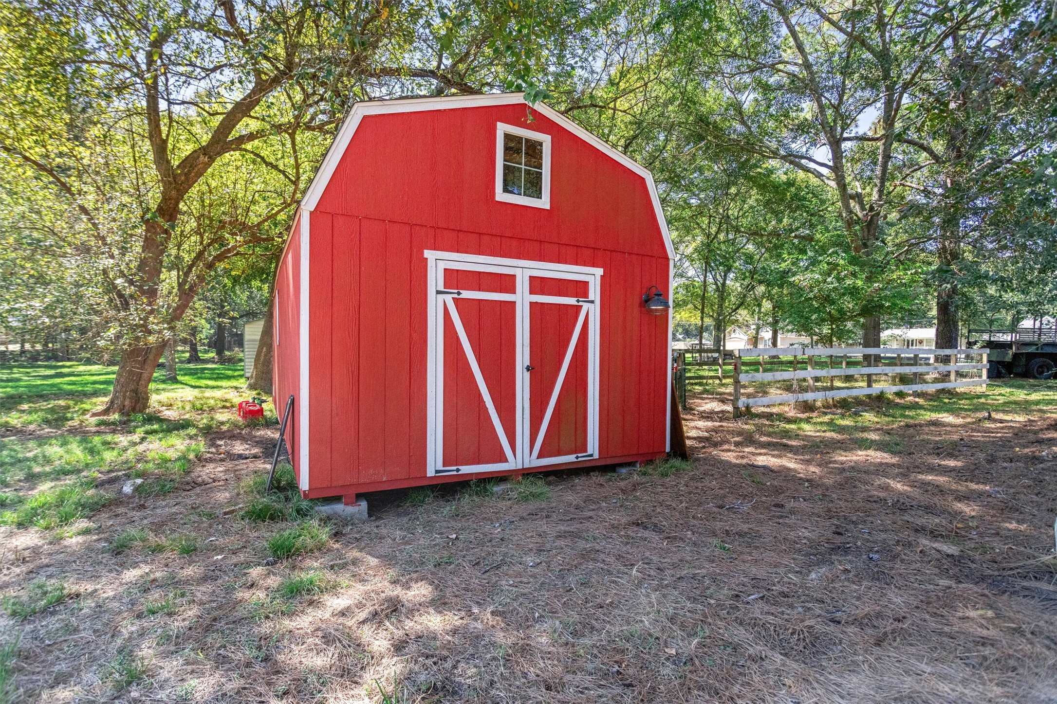 1007 Shawnee Drive, Conroe, TX 77316