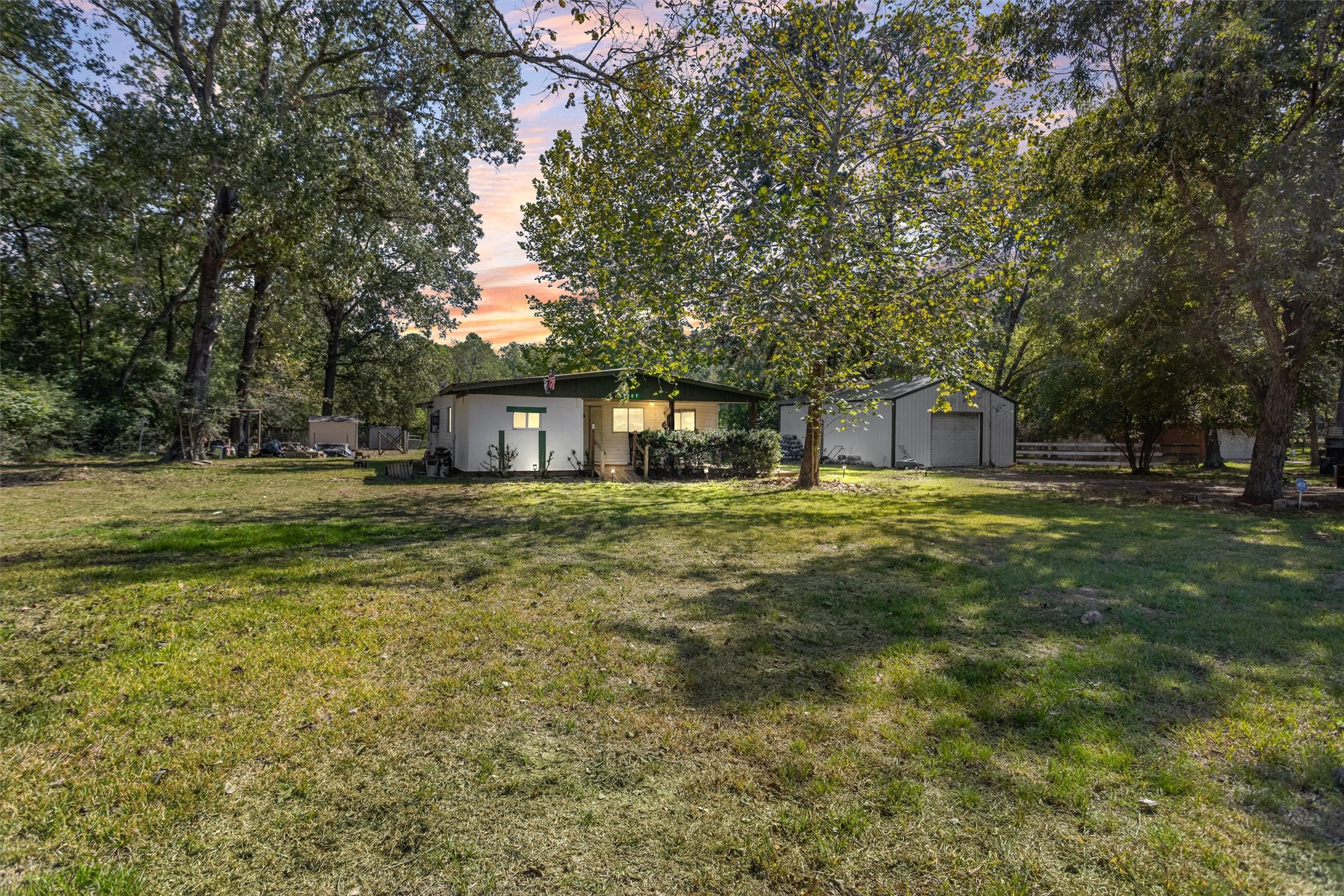 1007 Shawnee Drive, Conroe, TX 77316