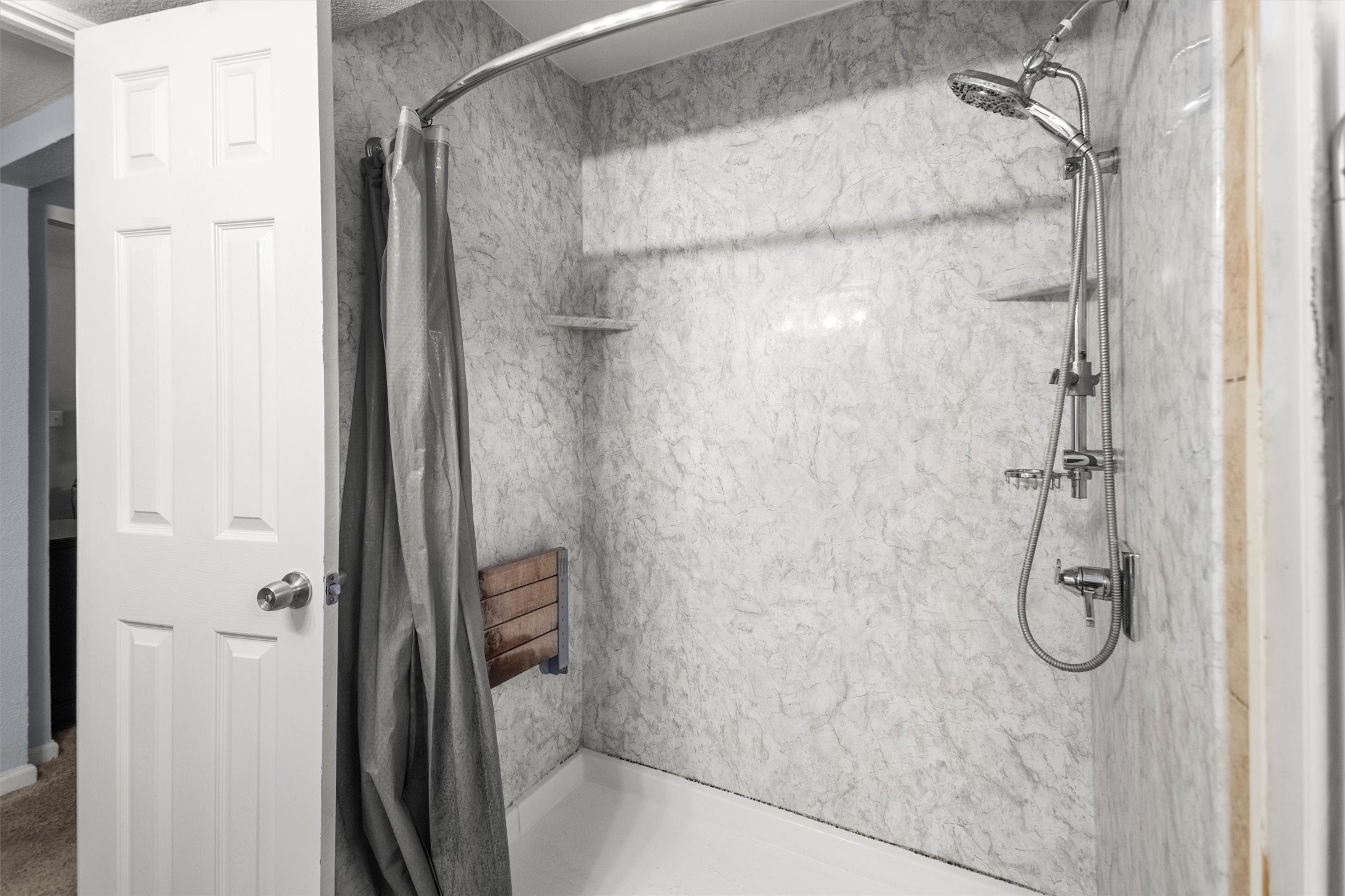 1007 Shawnee Drive, Conroe, TX 77316