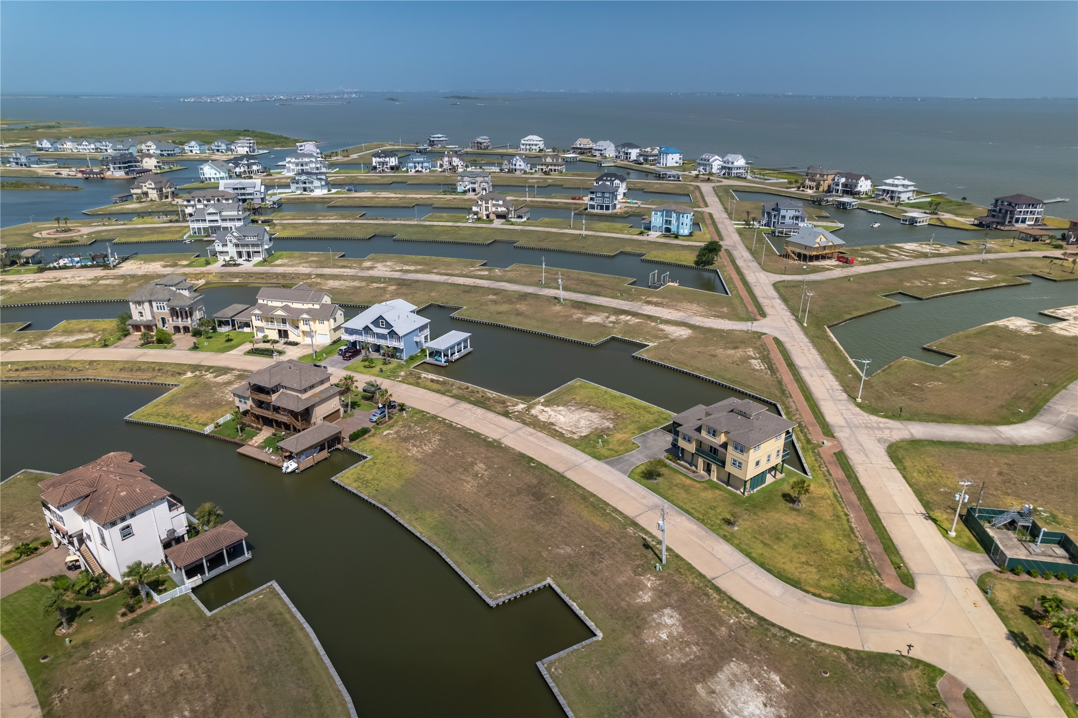 4 Loggerhead, Hitchcock, TX 77563
