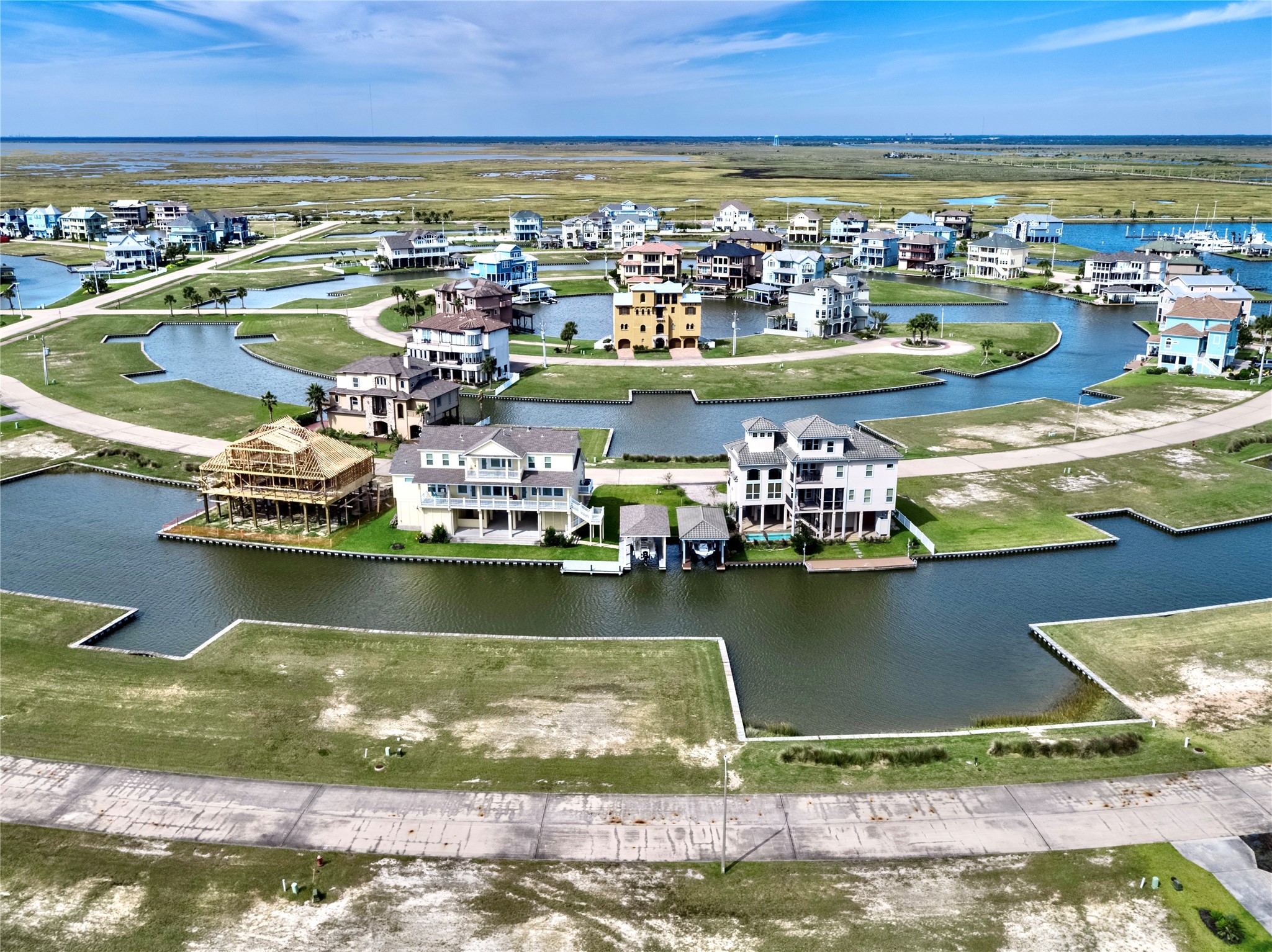 4 Loggerhead, Hitchcock, TX 77563