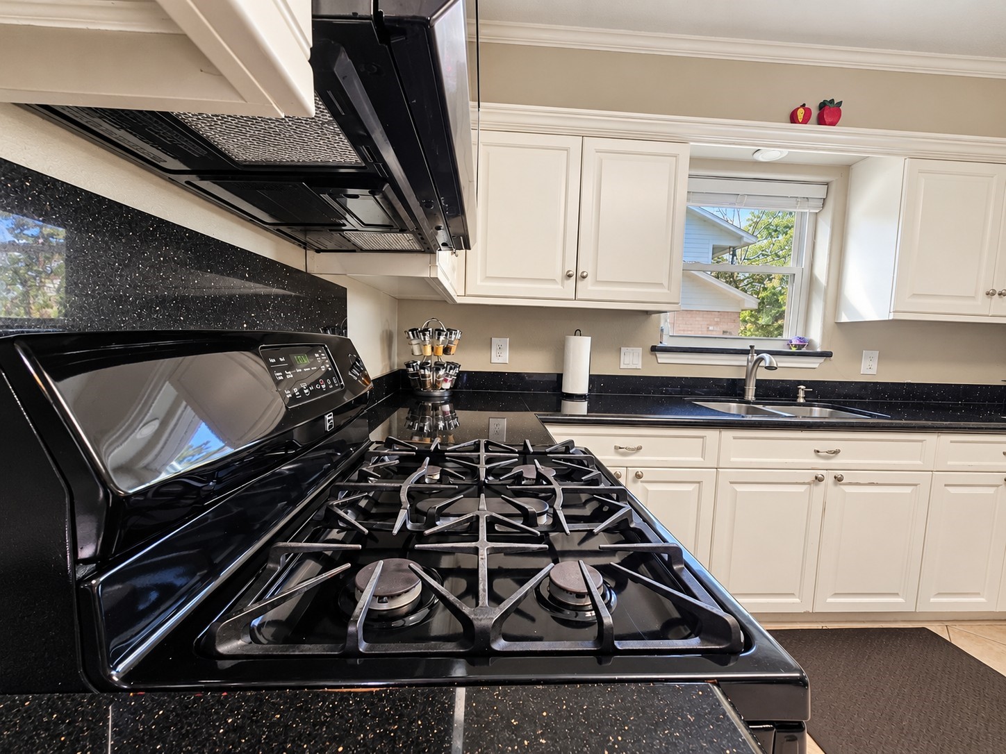 548 River Plantation Drive, Conroe, TX 77302