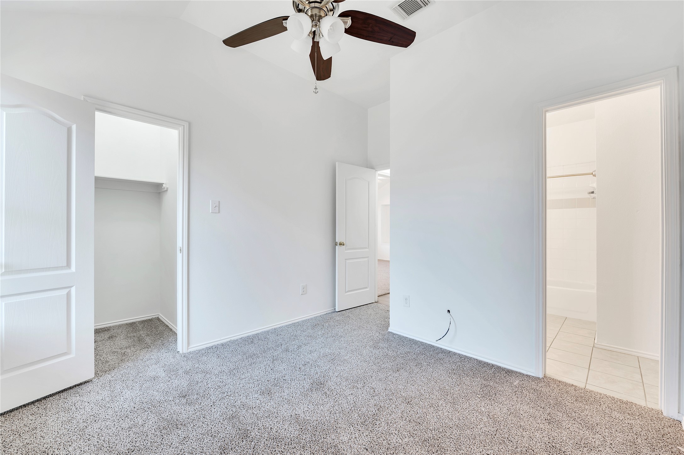 2103 Kingfisher Court, League City, TX 77573