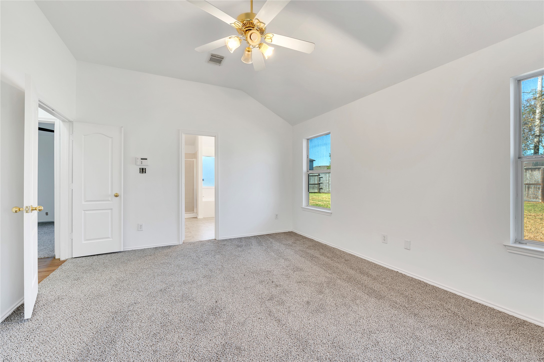 2103 Kingfisher Court, League City, TX 77573