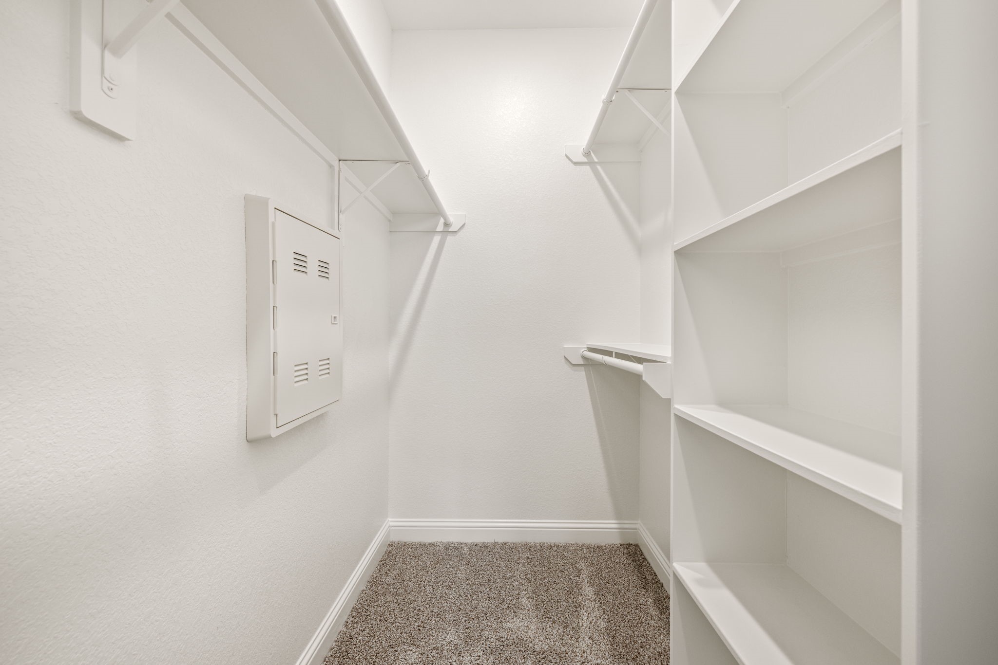 This home is currently under construction, with the opportunity to select your preferred exterior and interior finishes. Please contact our Sales Consultant for full details, available selections, and current availability. Photo shown is a sample of a recently completed home and is for reference only.