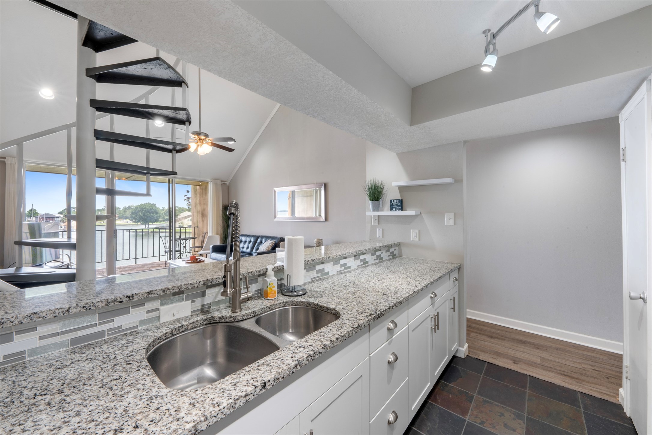 12600 Melville Drive, #313A, Montgomery, TX 77356