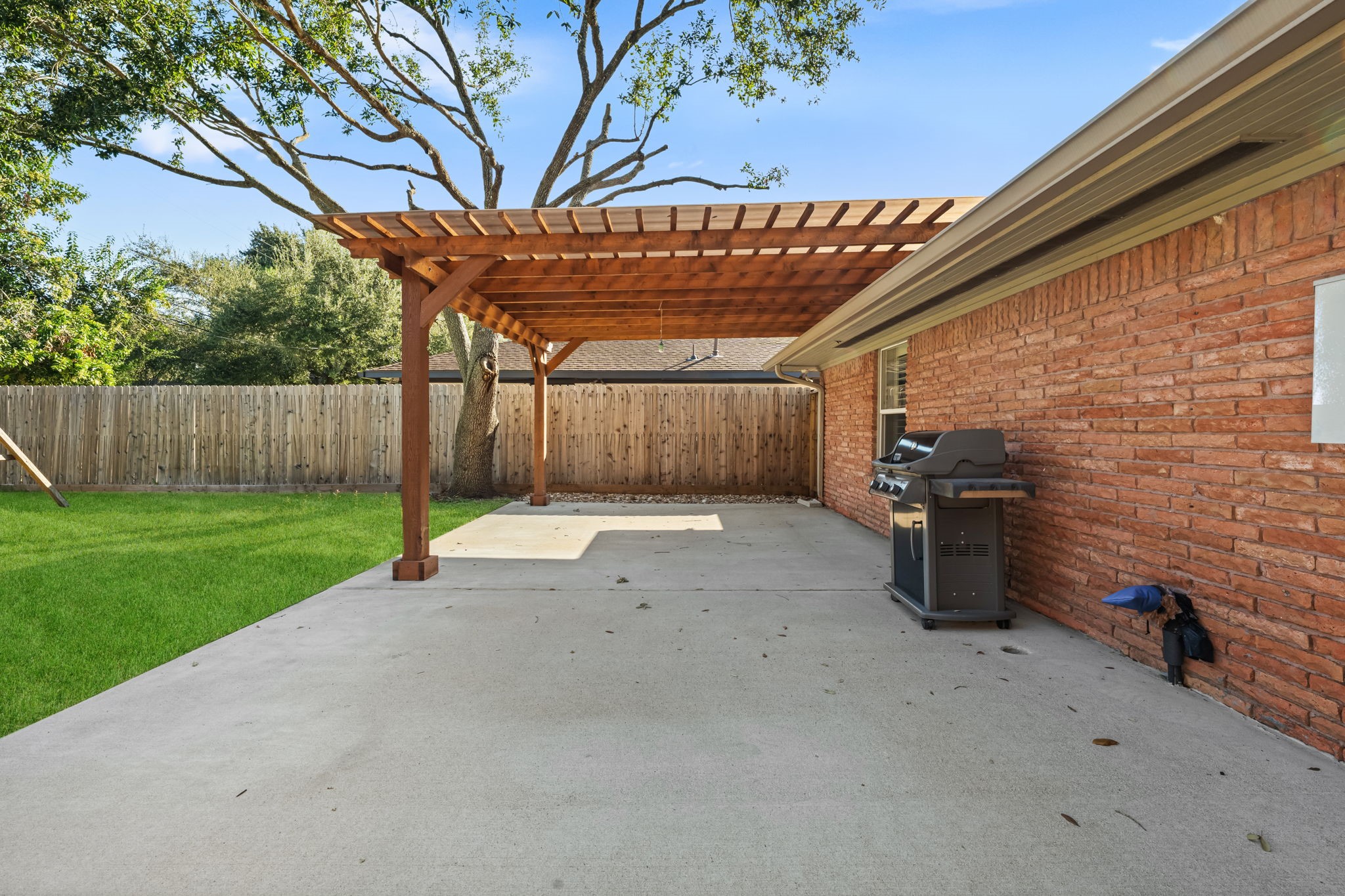 4630 Willowbend Boulevard, Houston, TX 77035