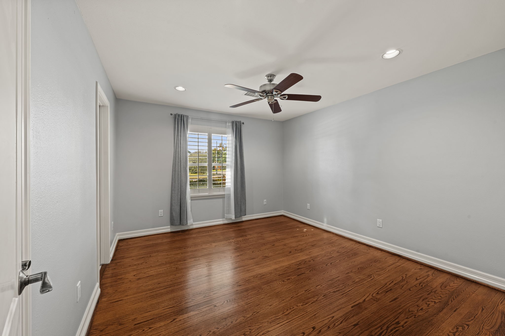 4630 Willowbend Boulevard, Houston, TX 77035