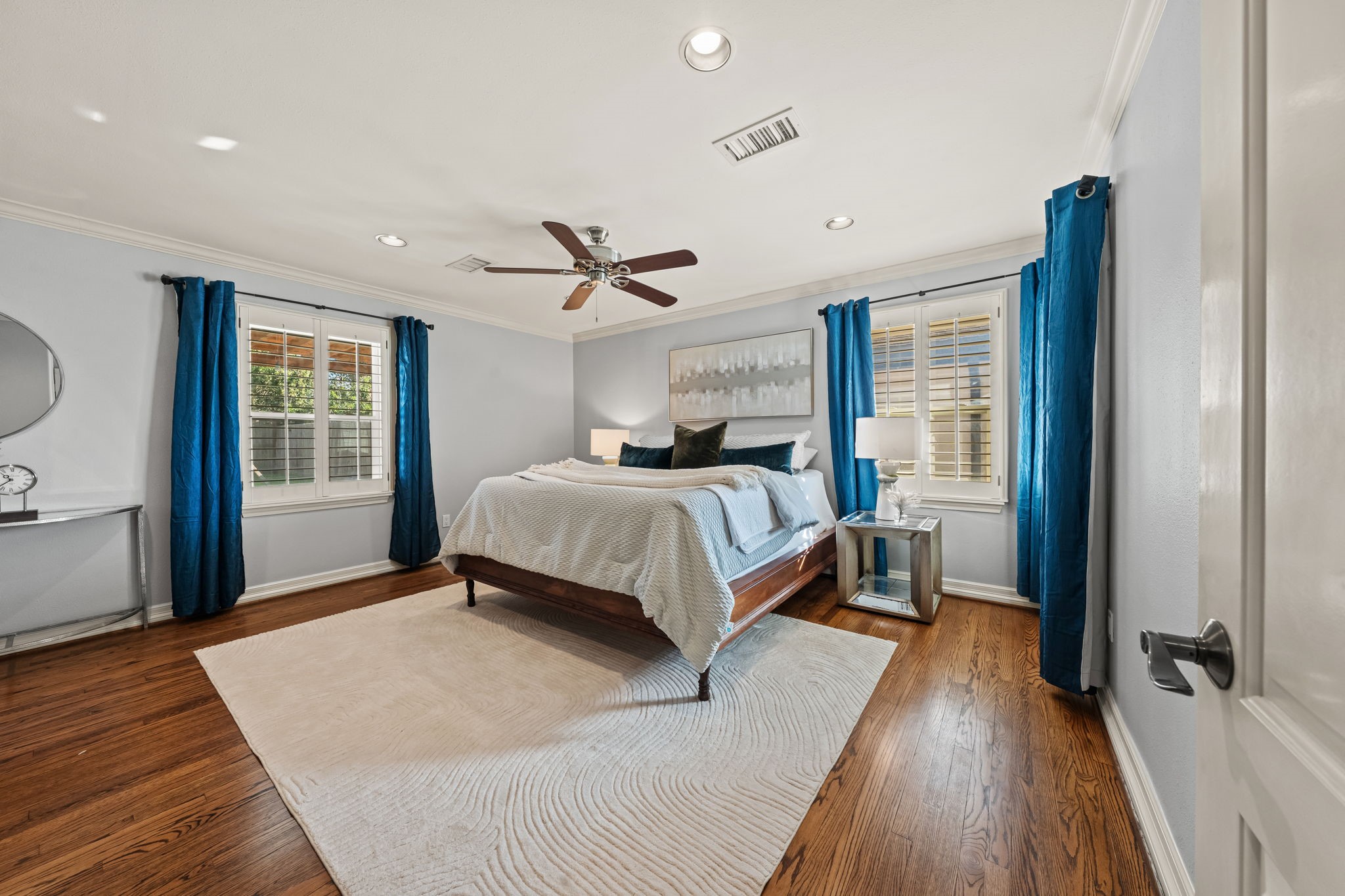 4630 Willowbend Boulevard, Houston, TX 77035