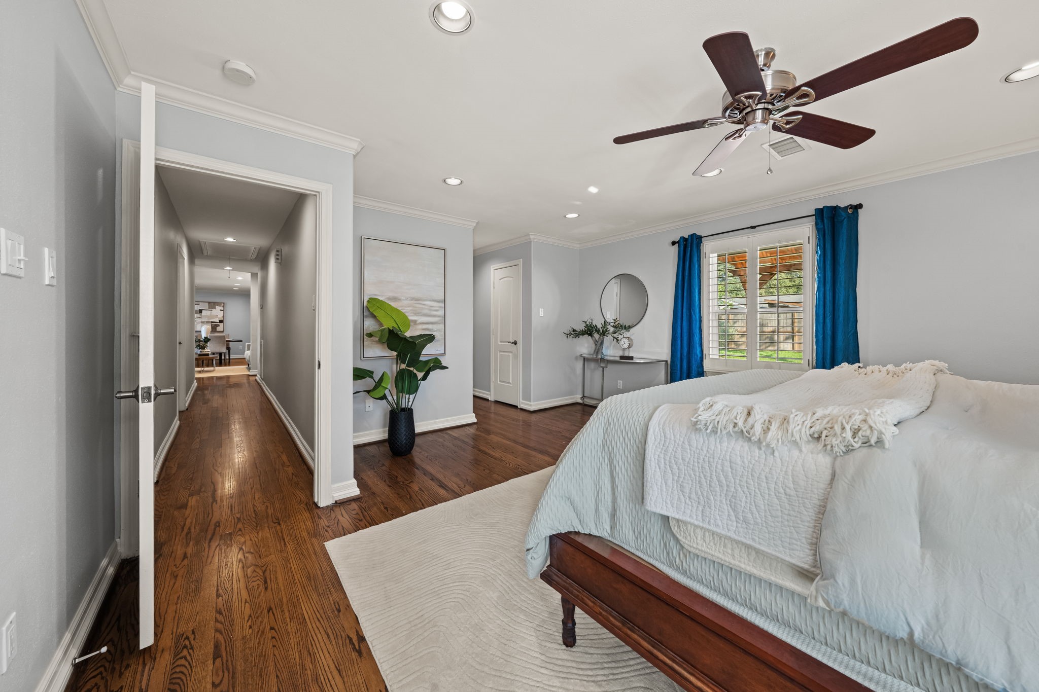 4630 Willowbend Boulevard, Houston, TX 77035