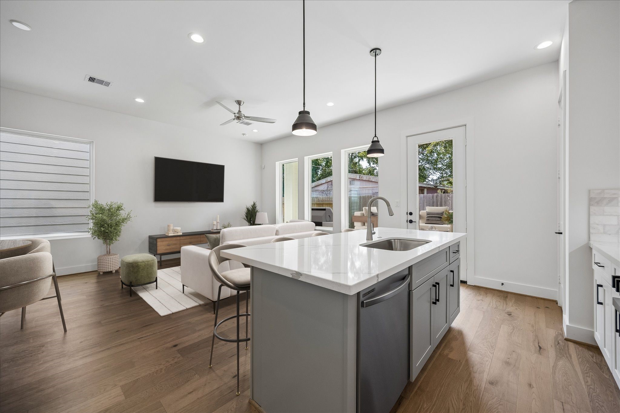 1826 W Tidwell Road, Houston, TX 77091 1826 W Tidwell Road, Houston, TX 77091