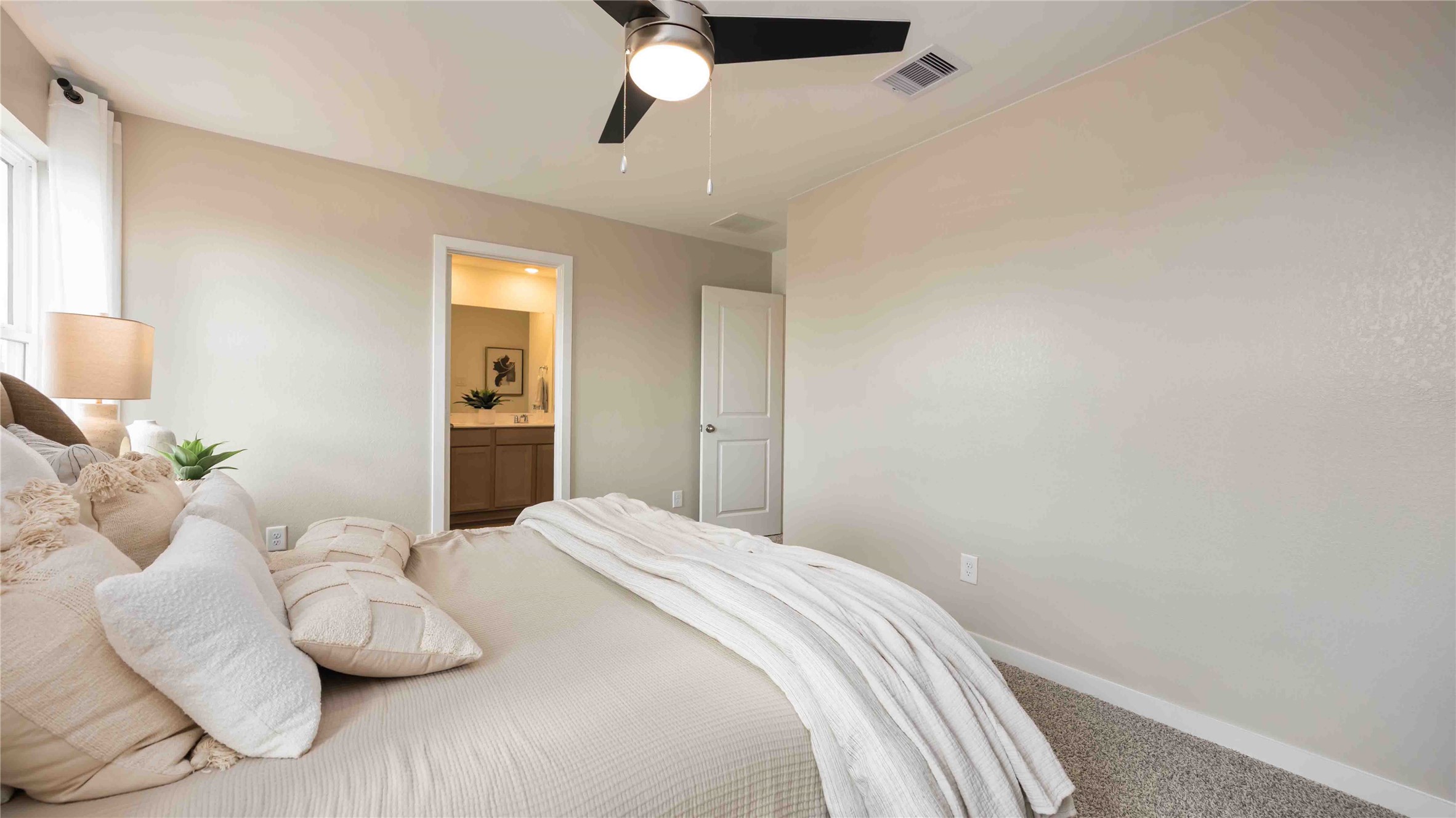 835 Gran Torino Drive, Houston, TX 77051