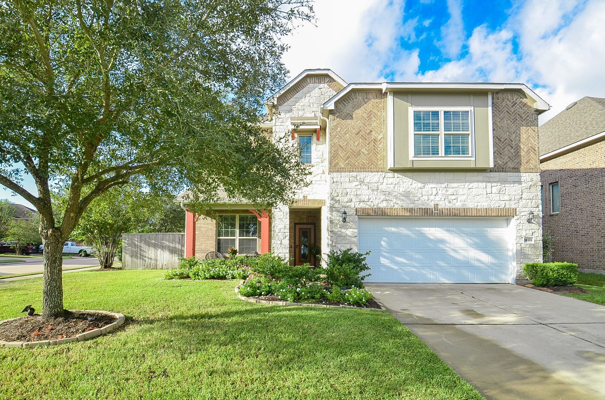 Welcome home!Great two-story home with brick and stone elevation in desirable Cinco Ranch! Welcome home!Great two-story home with brick and stone elevation in desirable Cinco Ranch!