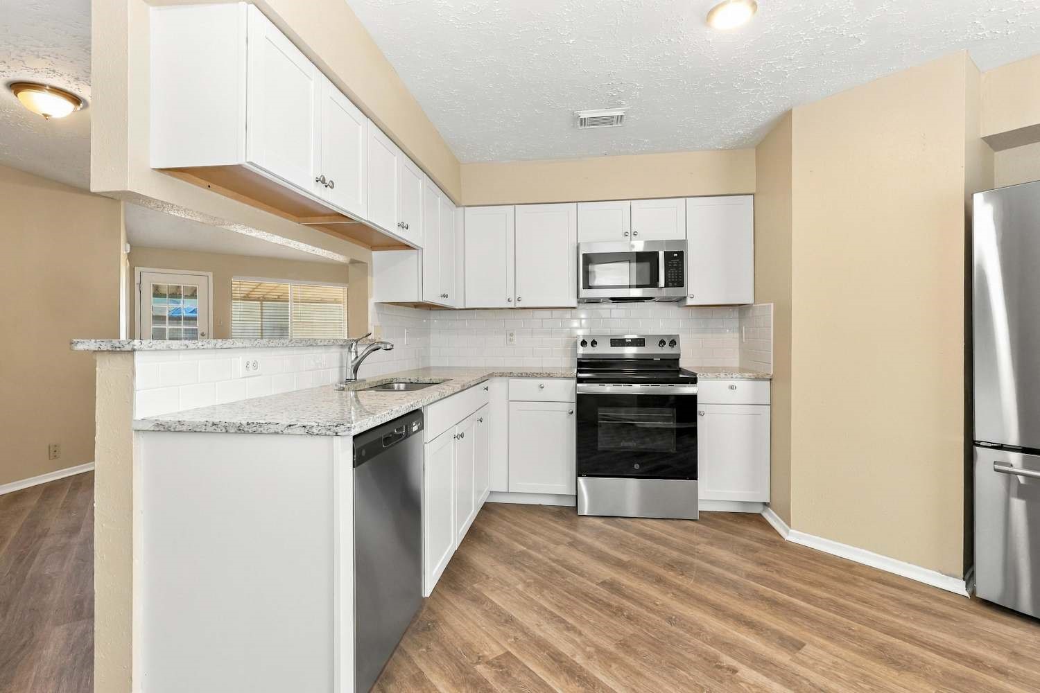 10107 Limewood Lane, Sugar Land, TX 77498