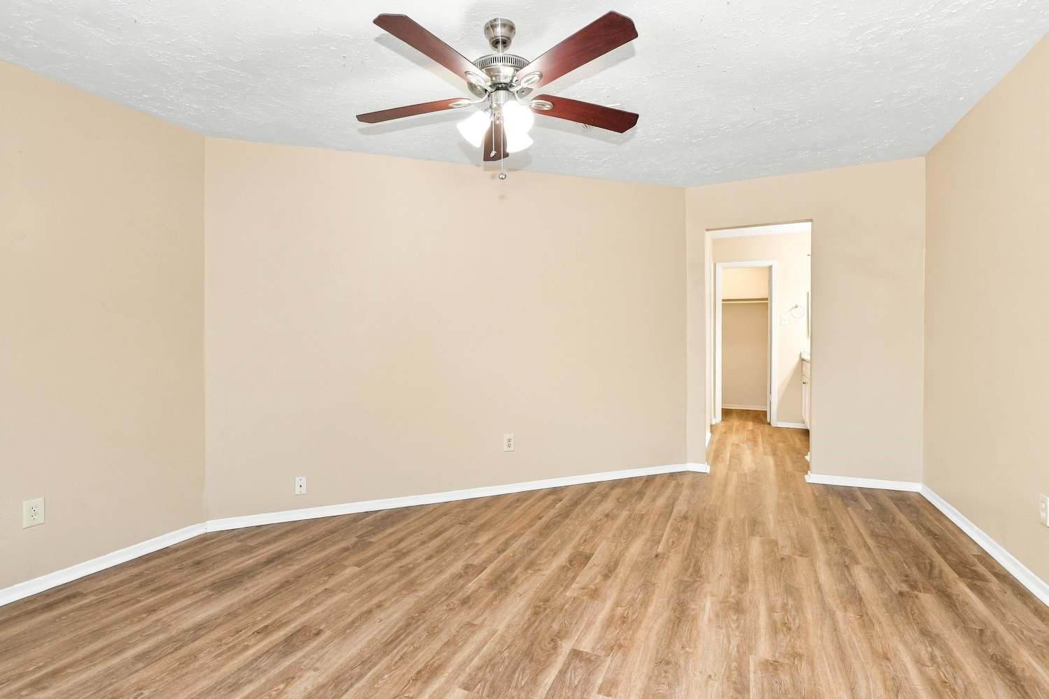 10107 Limewood Lane, Sugar Land, TX 77498