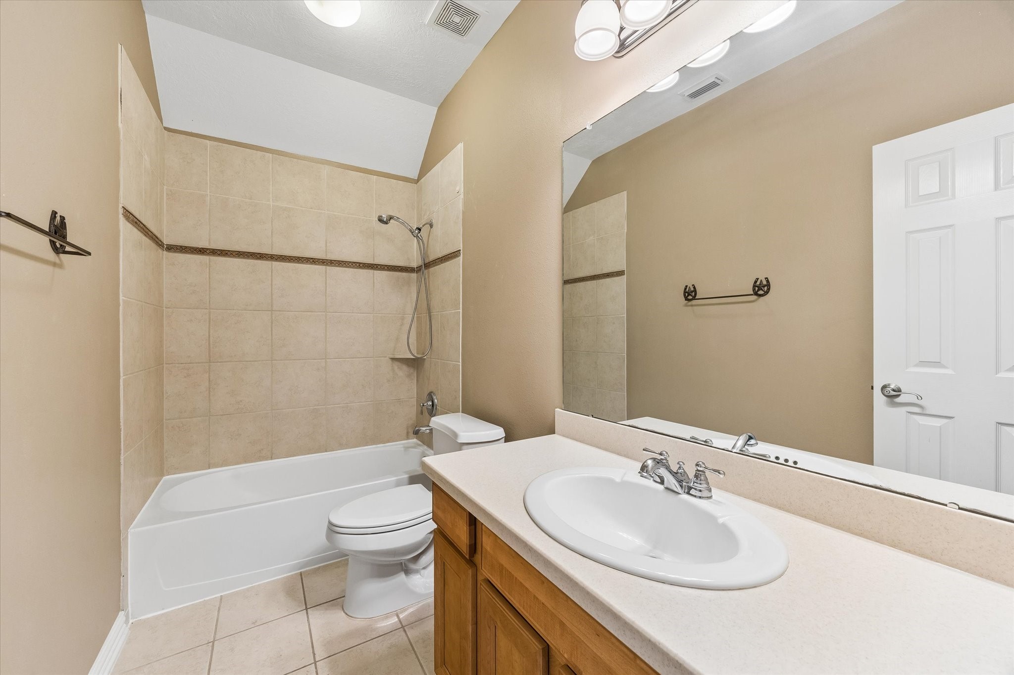 106 W Arbor Camp Circle, Spring, TX 77389