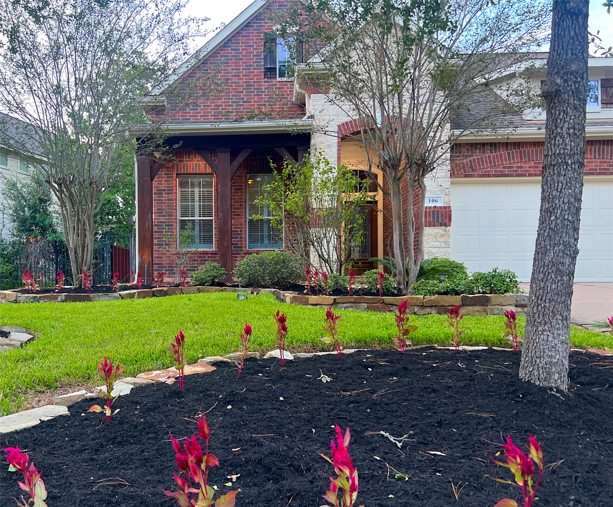 106 W Arbor Camp Circle, Spring, TX 77389