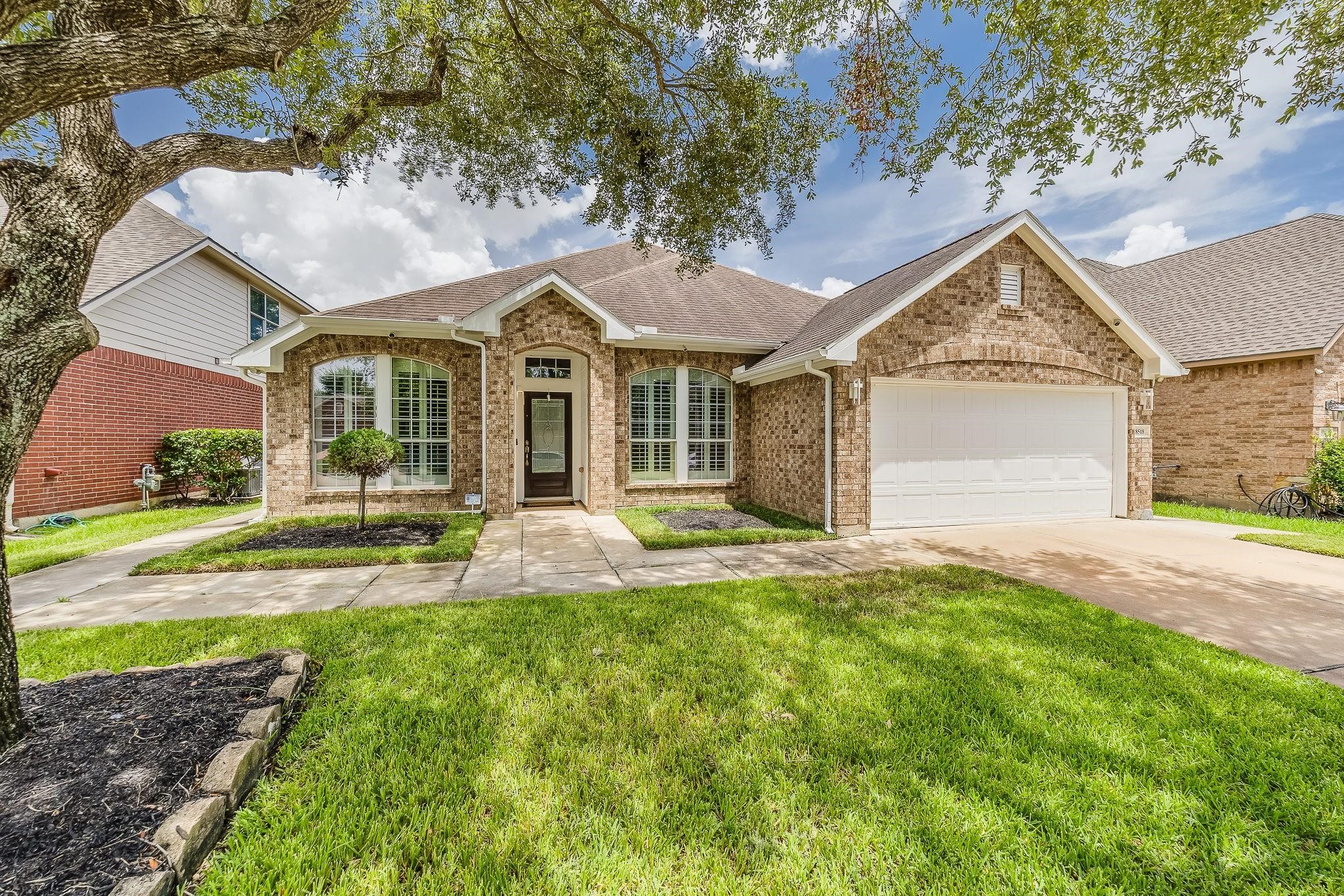 8518 Durango Valley Lane, Cypress, TX 77433 8518 Durango Valley Lane, Cypress, TX 77433
