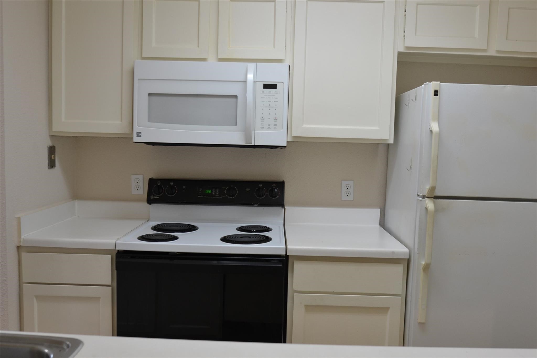 6111 Beverly Hill Street, #43, Houston, TX 77057