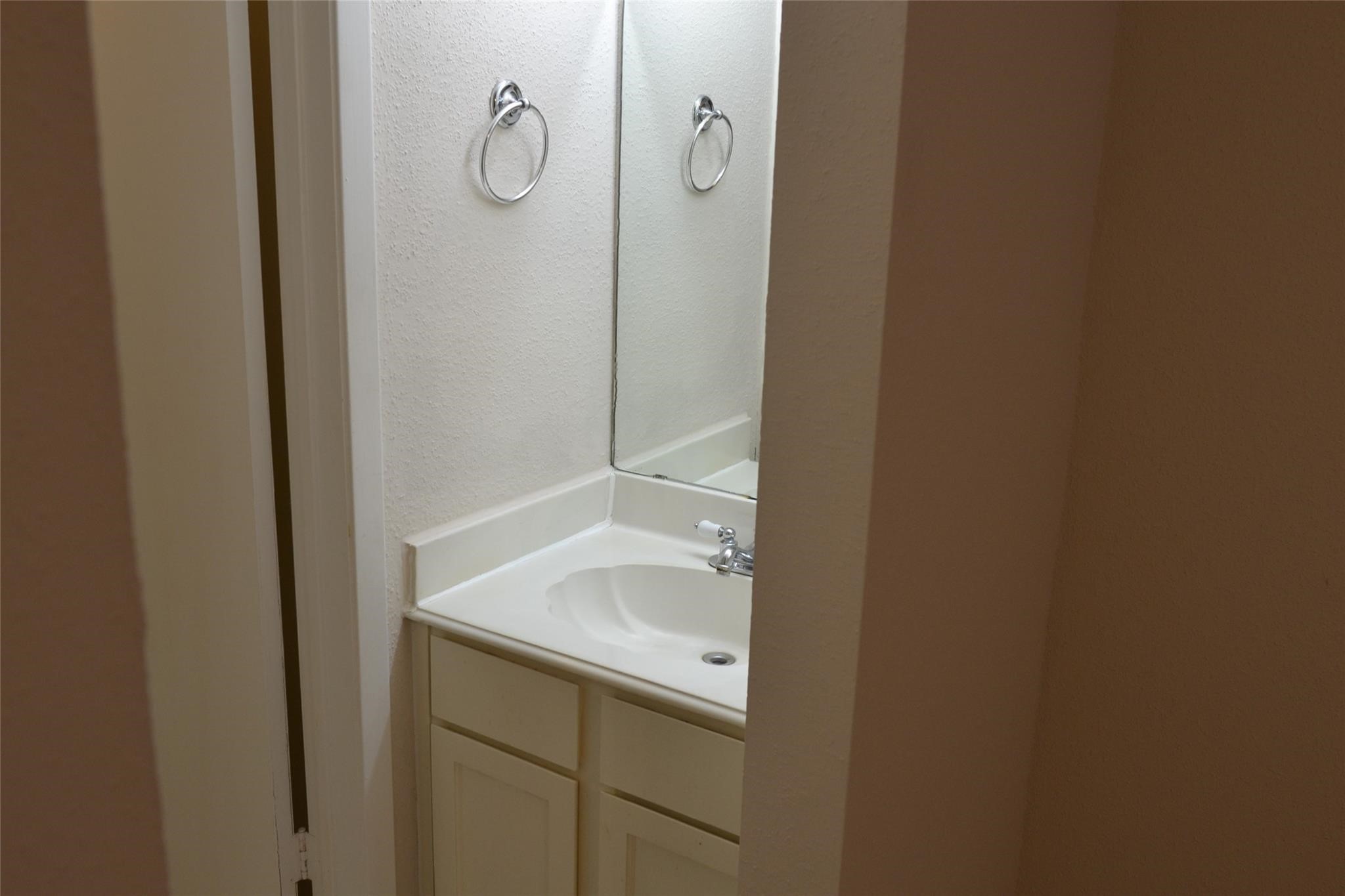 6111 Beverly Hill Street, #43, Houston, TX 77057