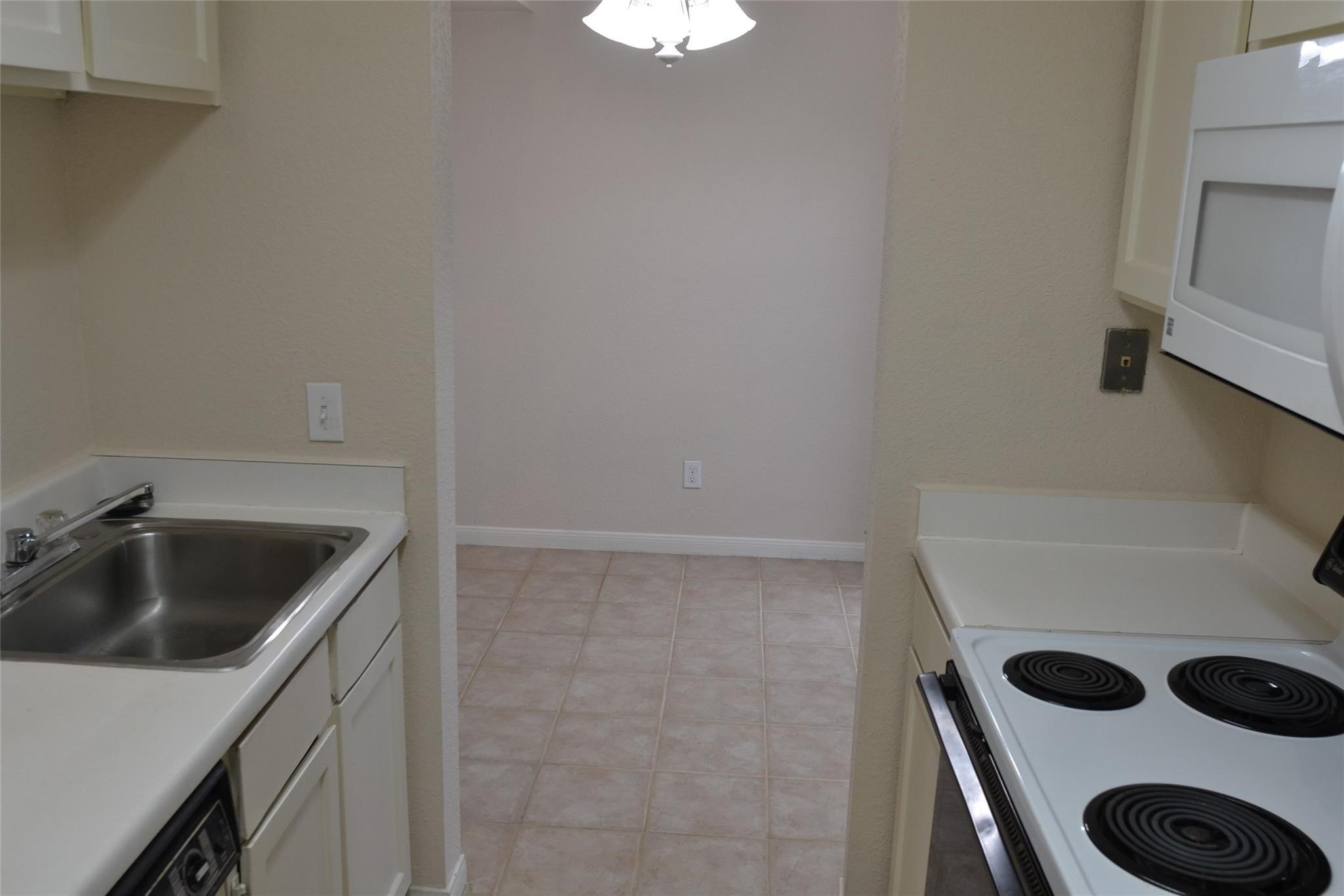 6111 Beverly Hill Street, #43, Houston, TX 77057