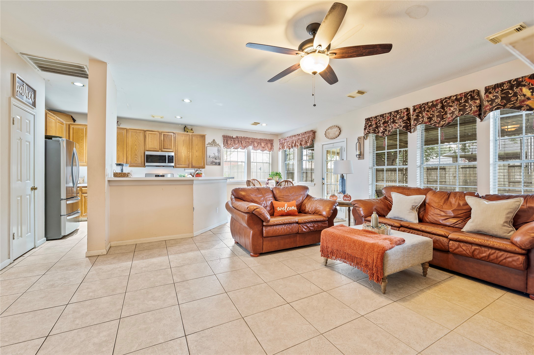 2906 Kensington Park, Pearland, TX 77581