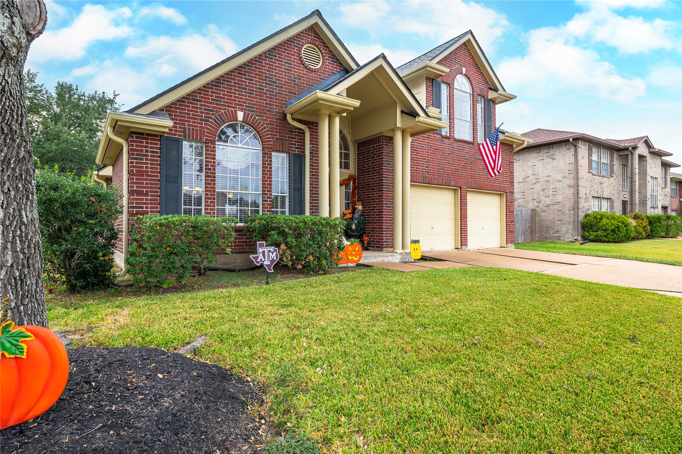 2906 Kensington Park, Pearland, TX 77581