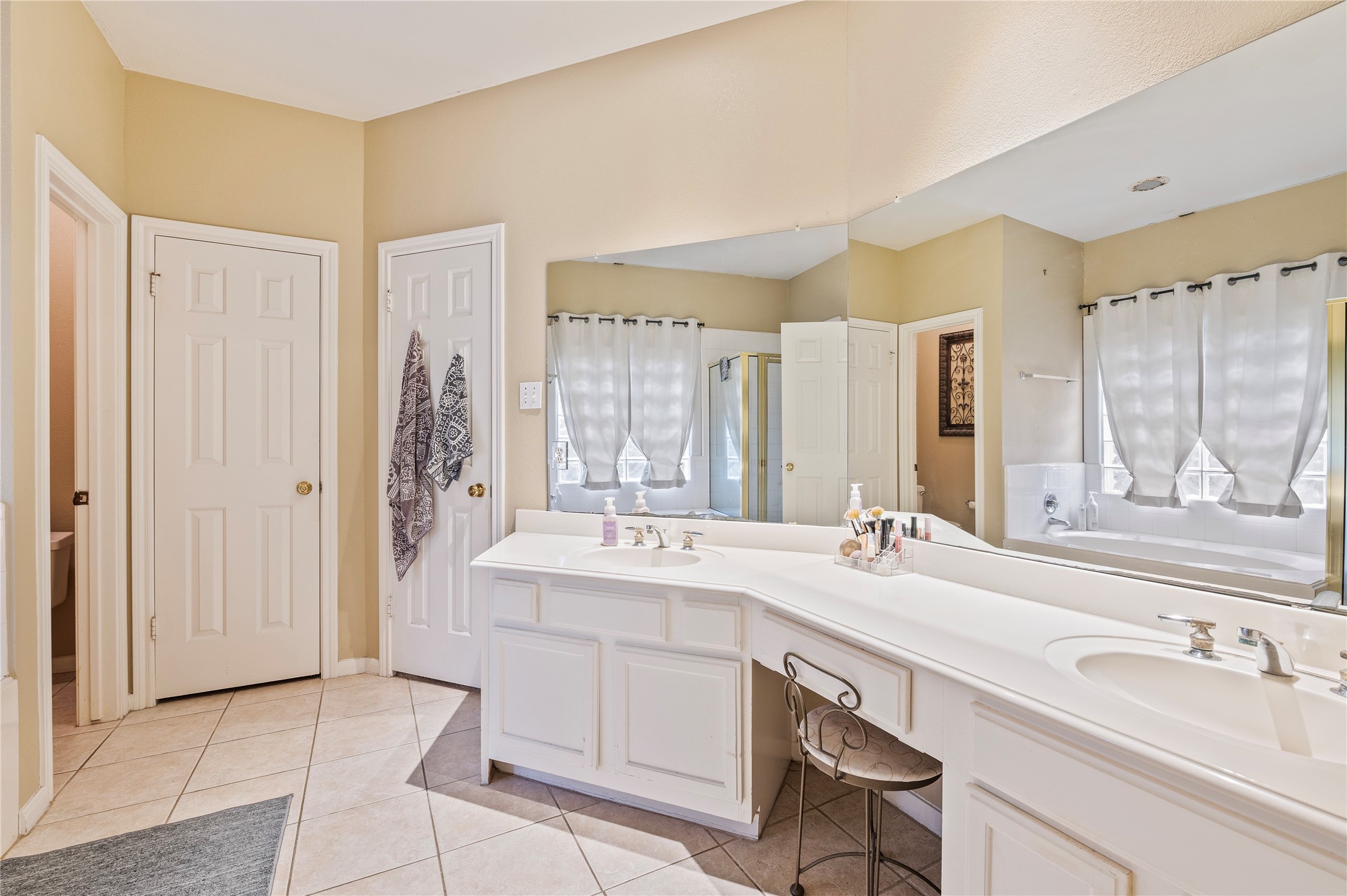 2906 Kensington Park, Pearland, TX 77581