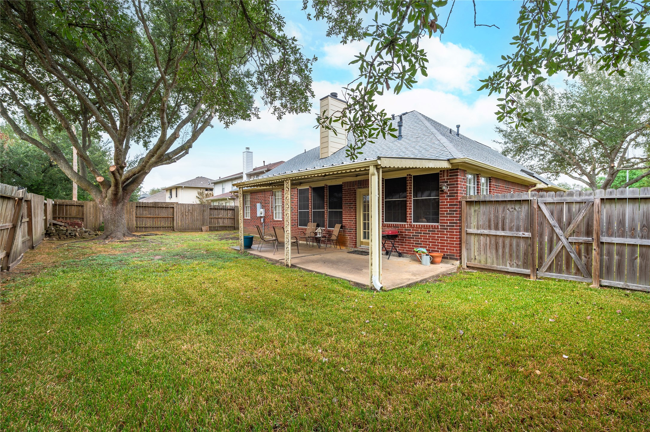 2906 Kensington Park, Pearland, TX 77581