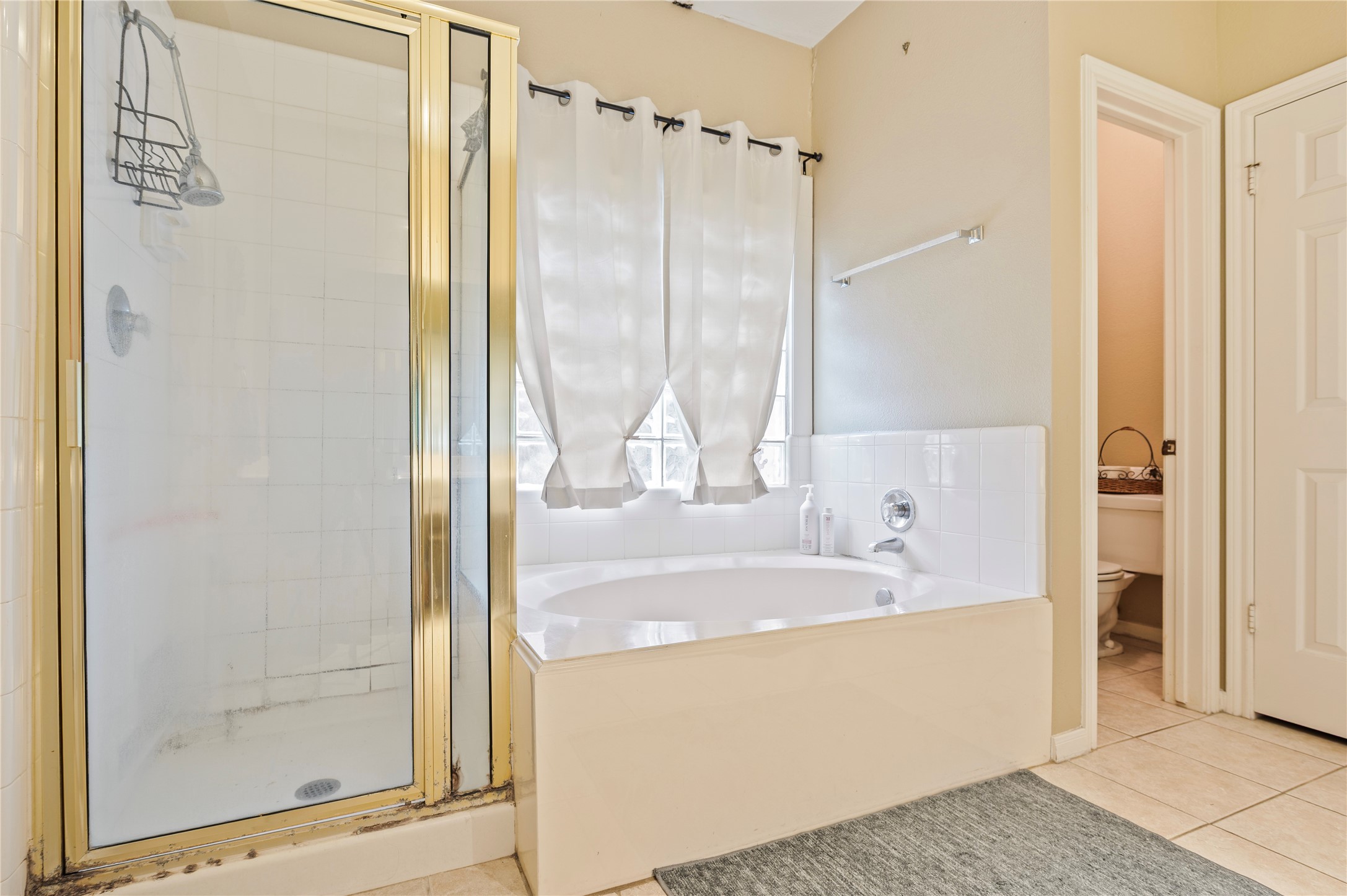 2906 Kensington Park, Pearland, TX 77581