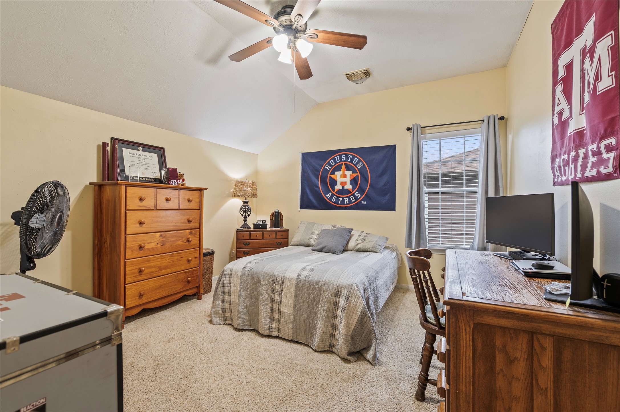 2906 Kensington Park, Pearland, TX 77581