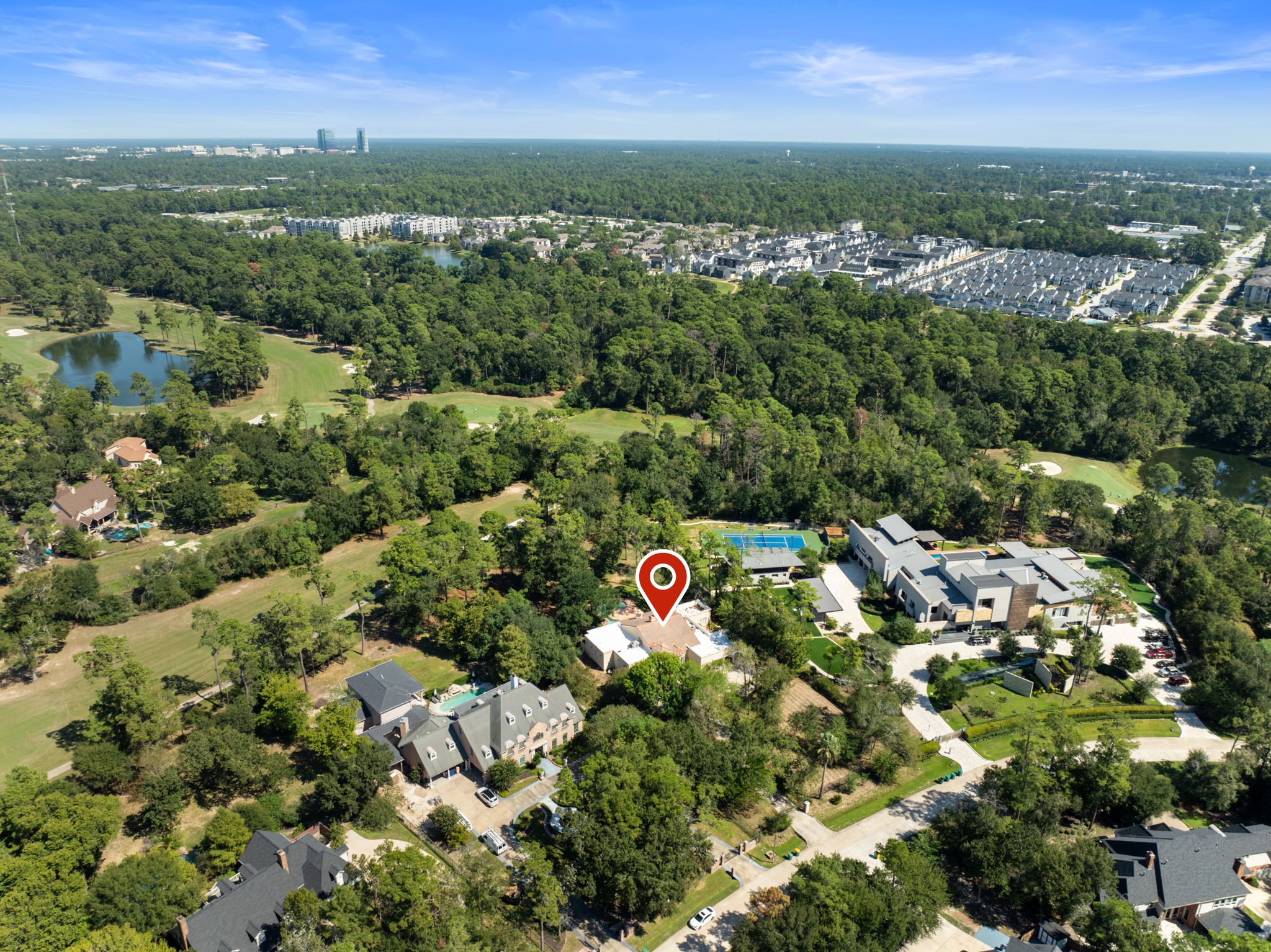 Spectacular location with easy access to Town Center, Market Street, and I-45.