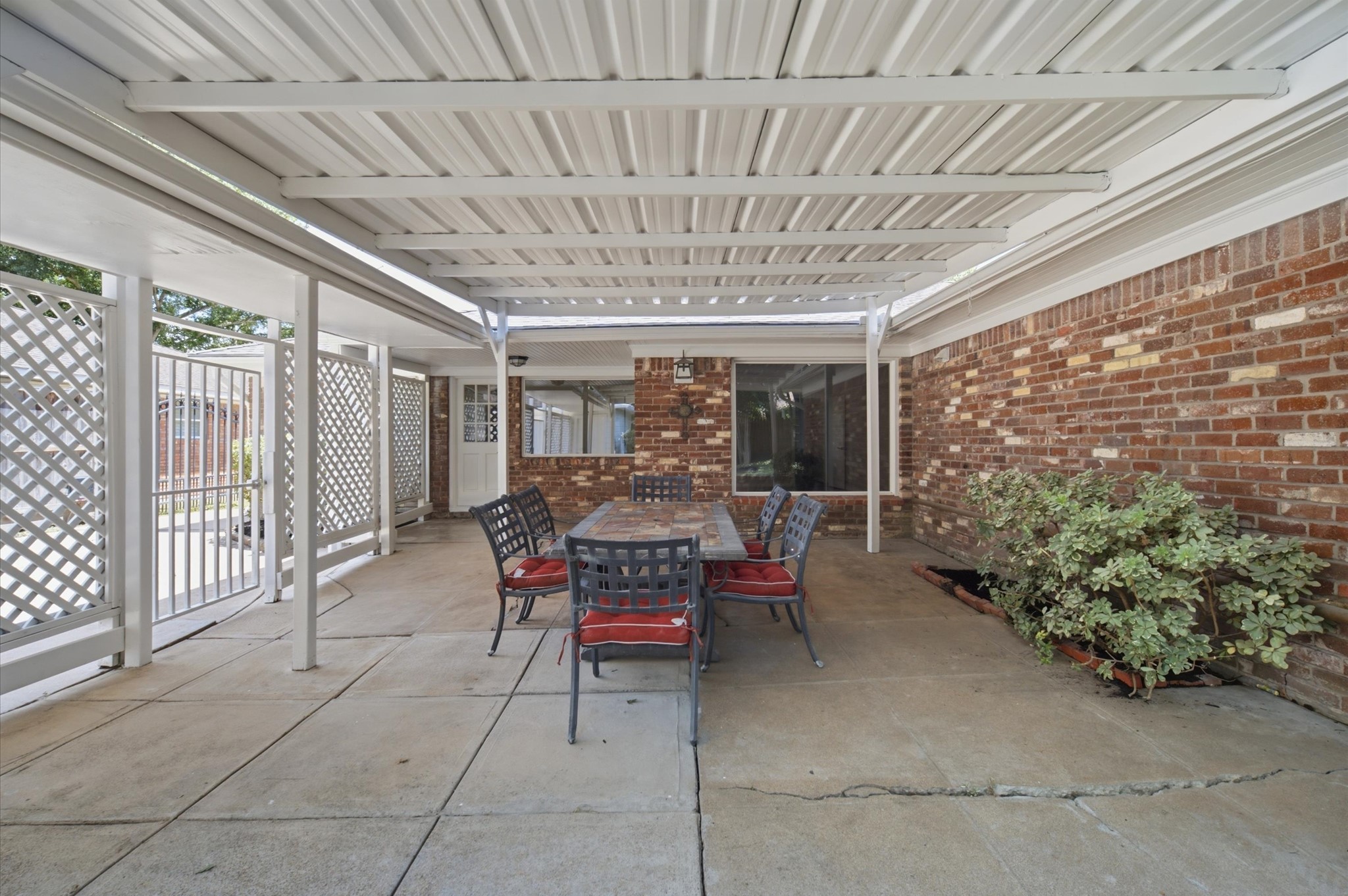 3731 Latma Drive, Houston, TX 77025